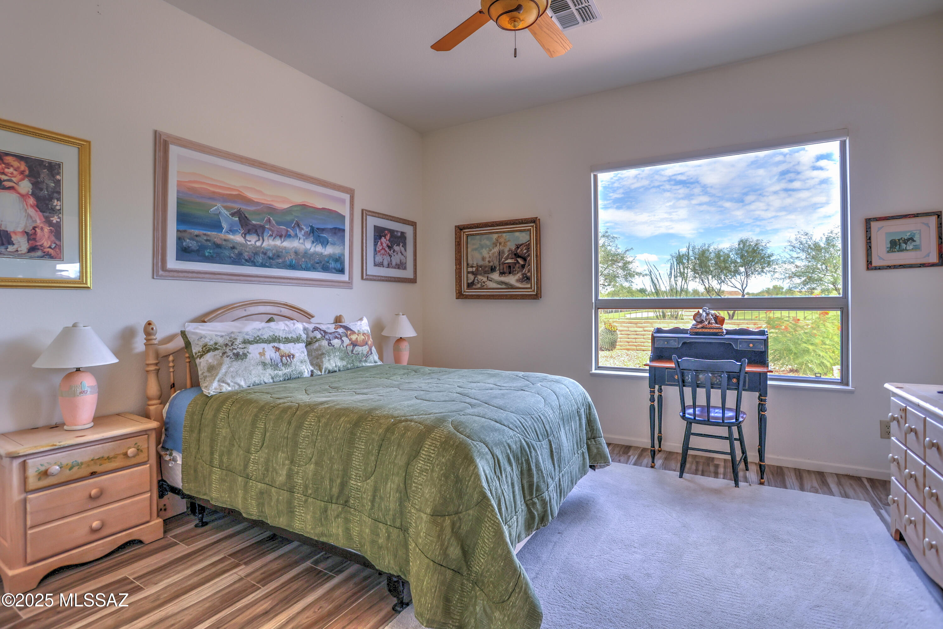 2303 E Desert Pueblo Pass
