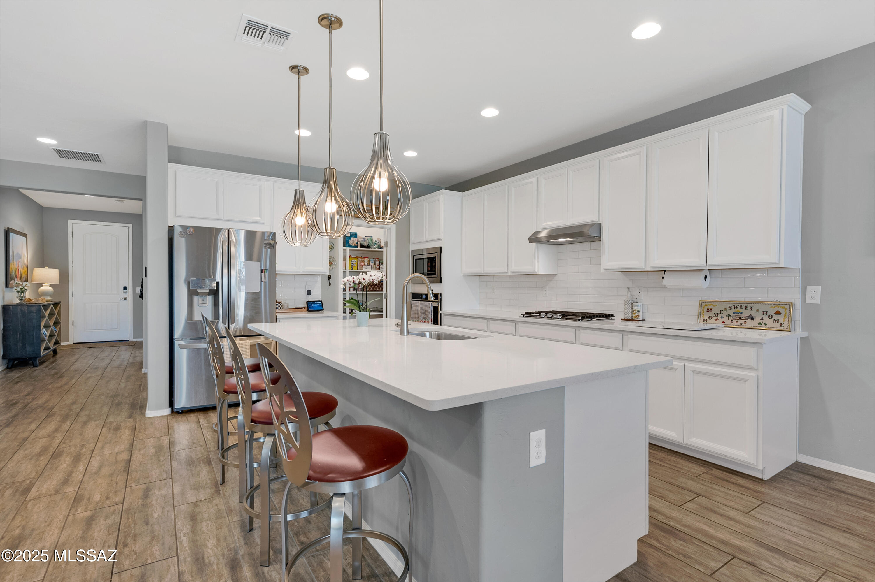 2284 W Alamo Spring Loop