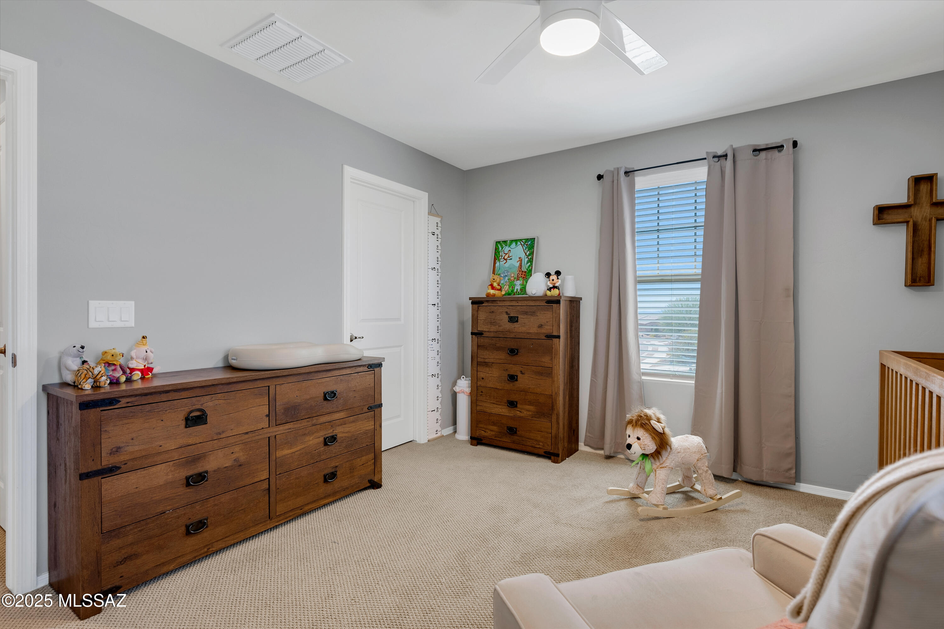 2284 W Alamo Spring Loop