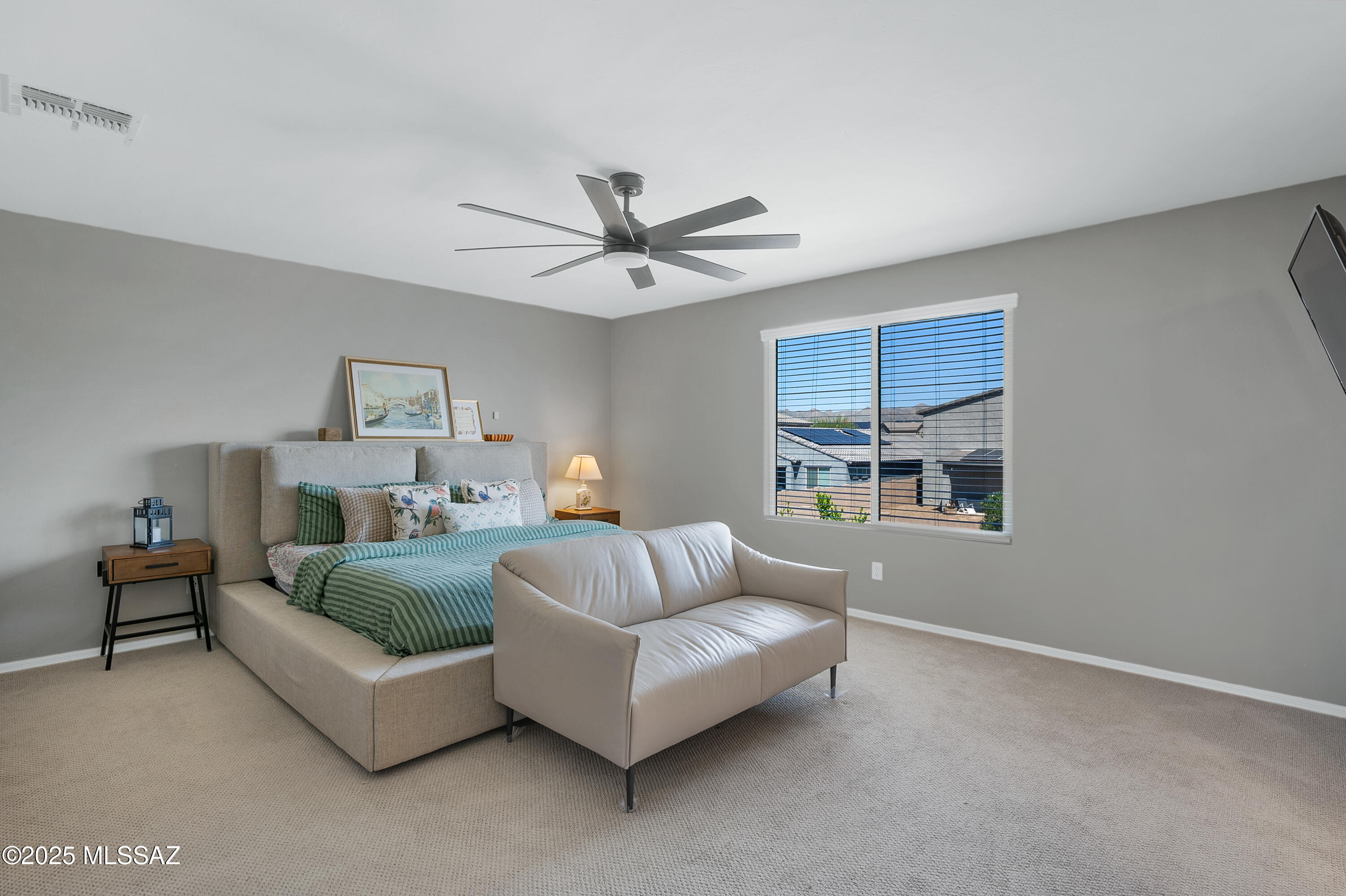 2284 W Alamo Spring Loop