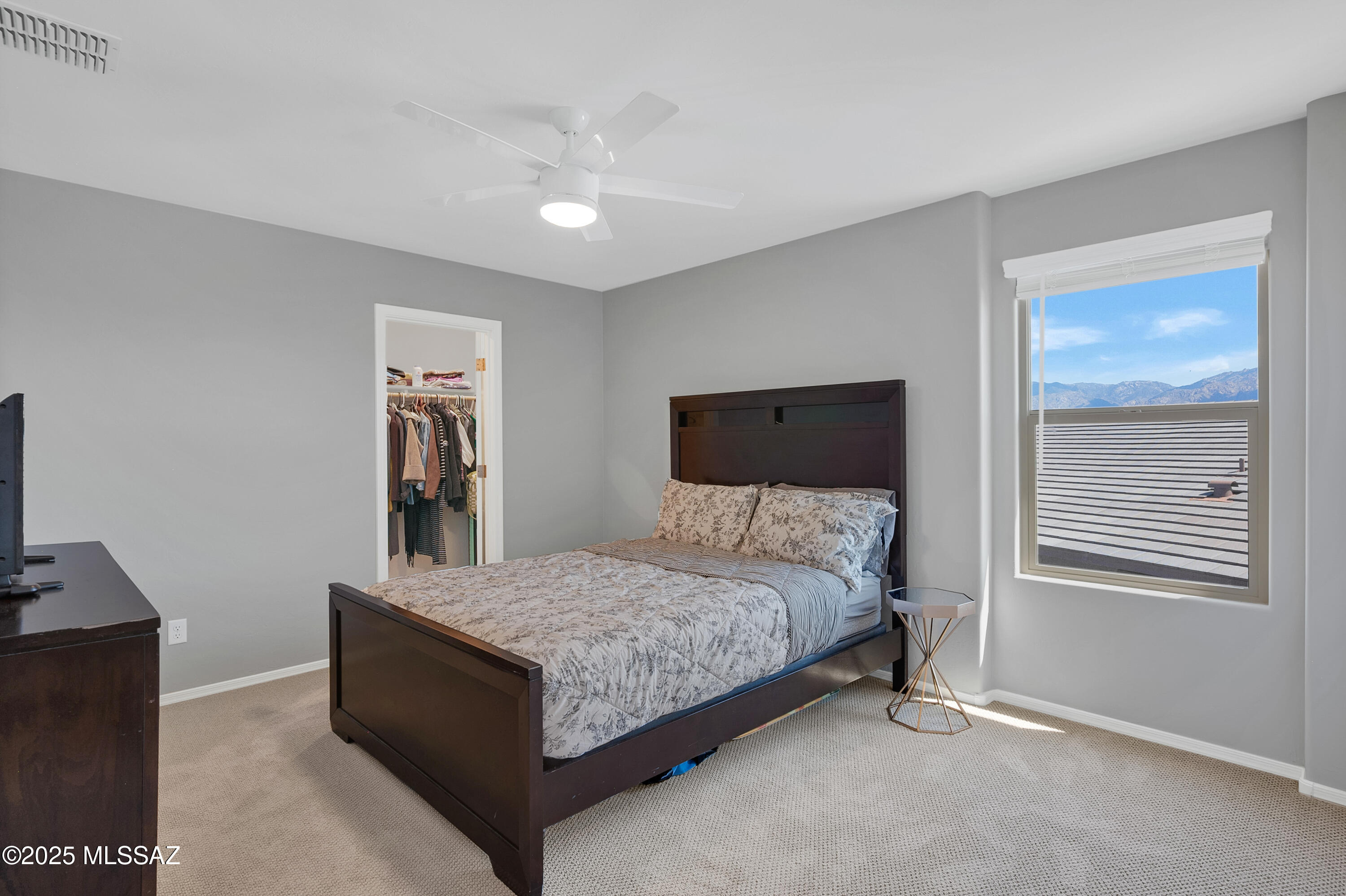 2284 W Alamo Spring Loop