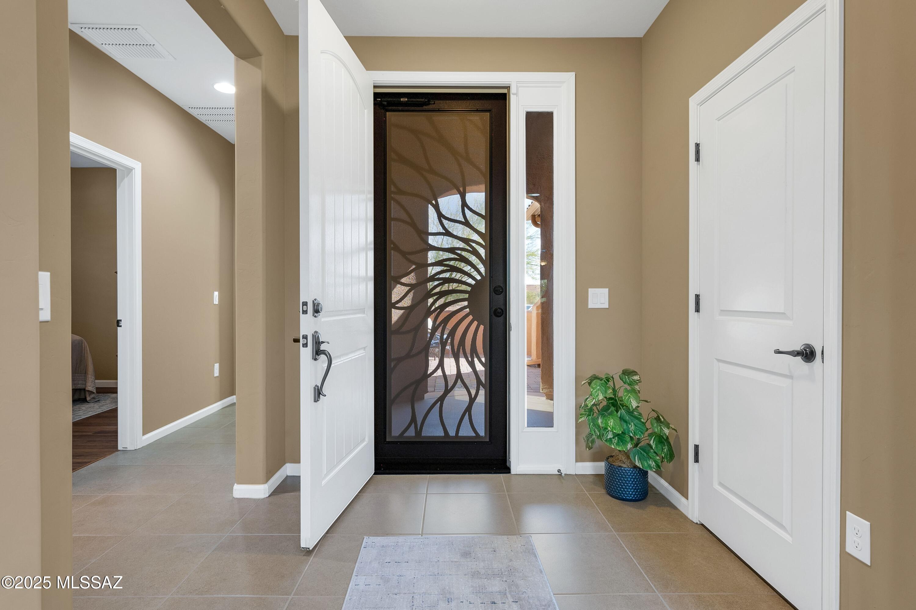 7180 W Secret Bluff Pass