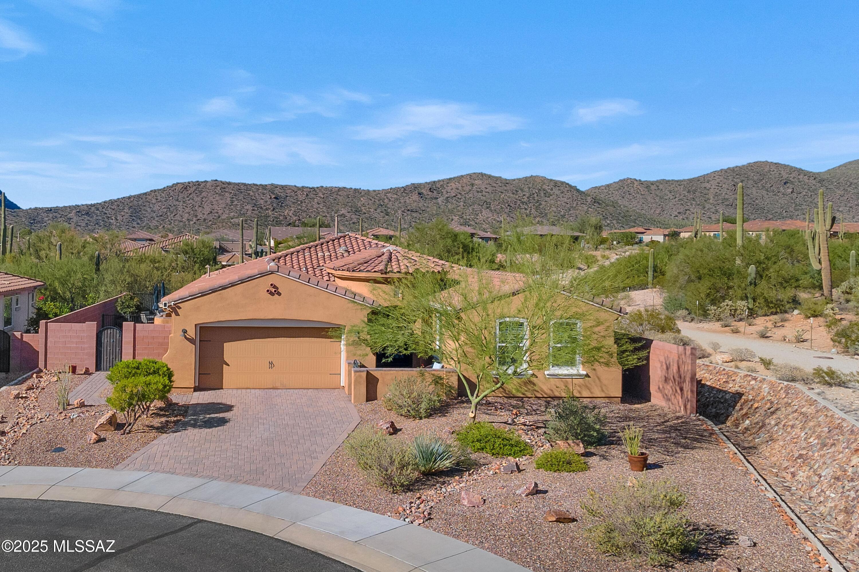 7180 W Secret Bluff Pass