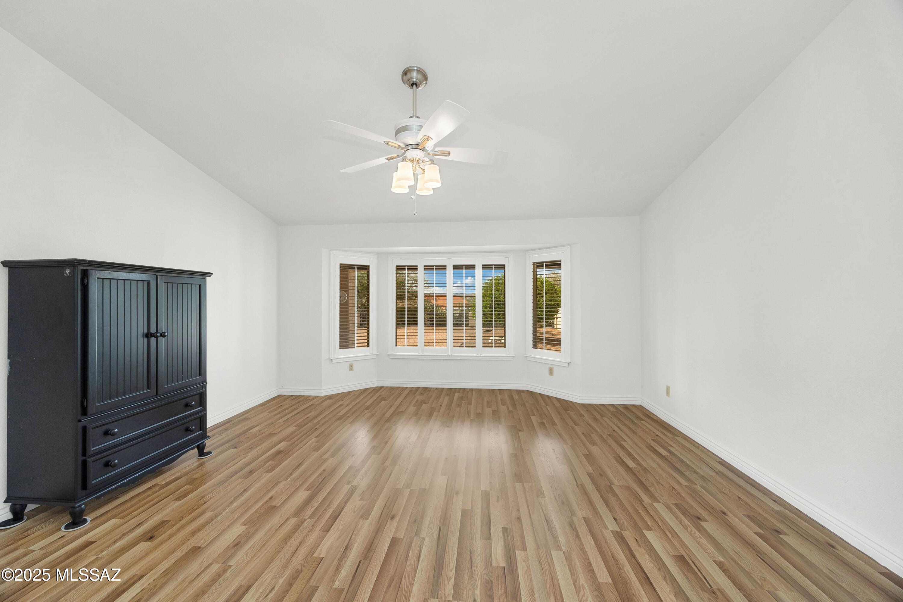 36864 S Rock Crest Drive