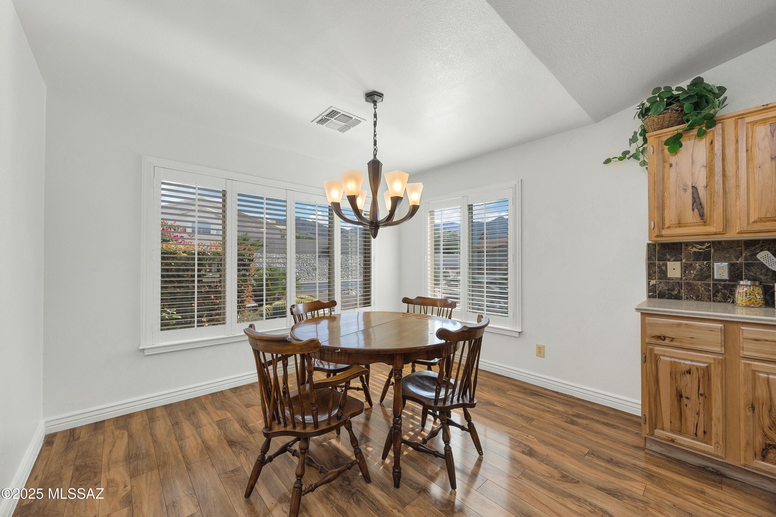 36864 S Rock Crest Drive