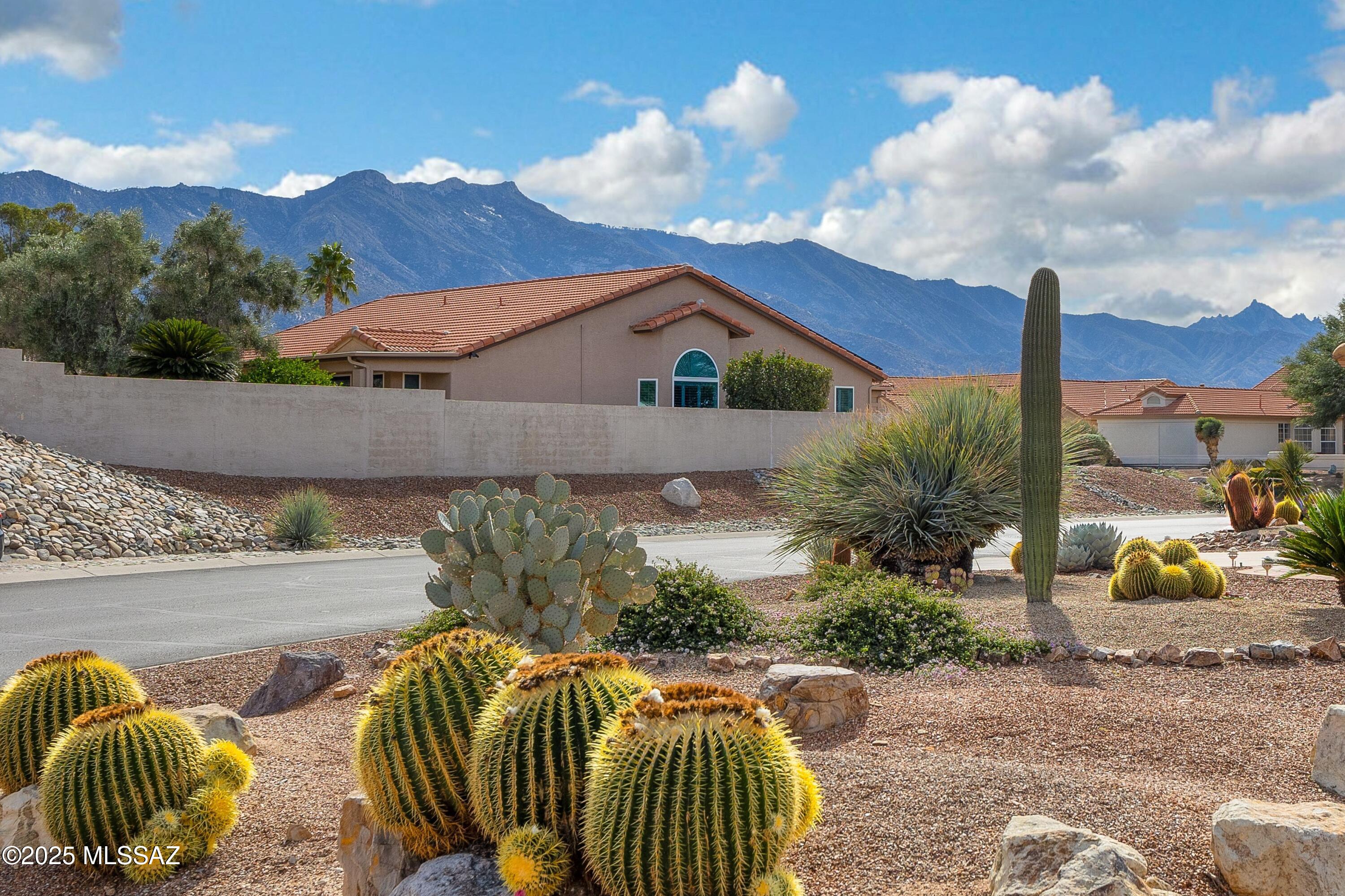 36864 S Rock Crest Drive