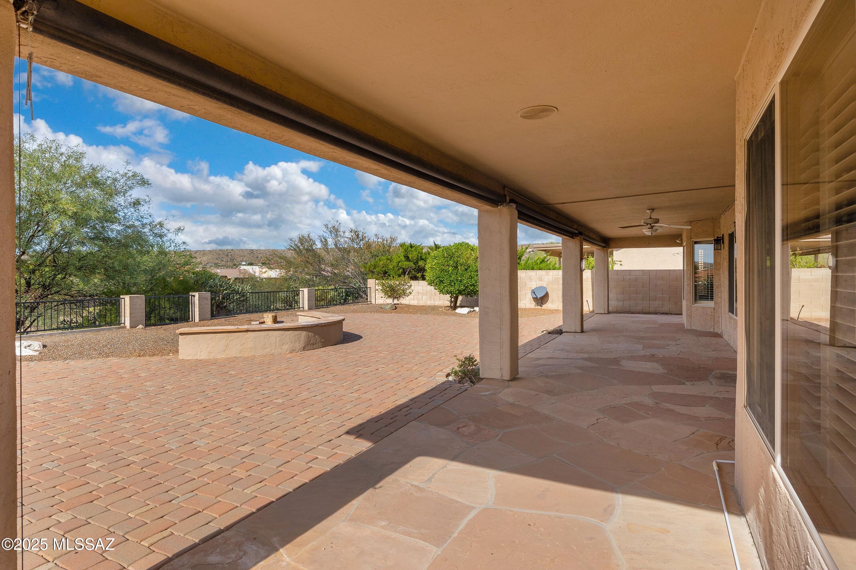 36864 S Rock Crest Drive