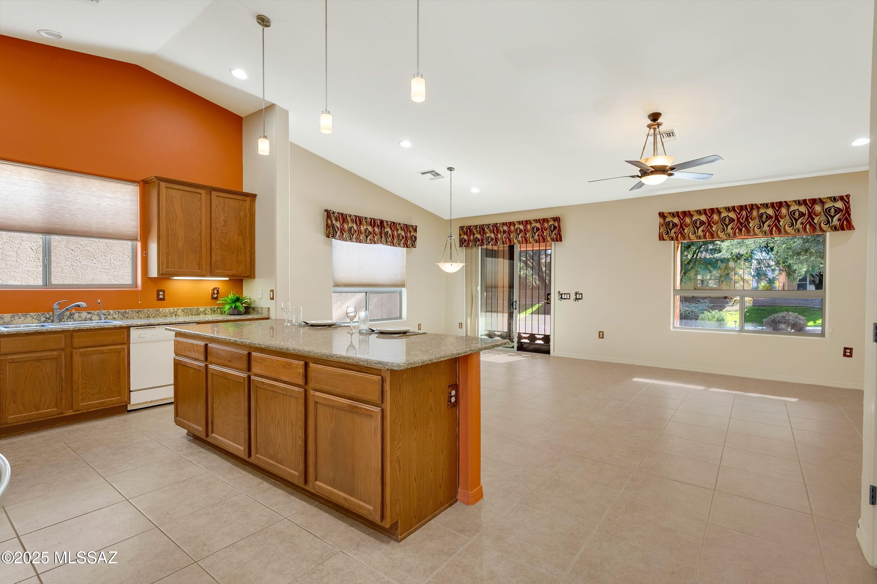 631 W Aspenwood Street