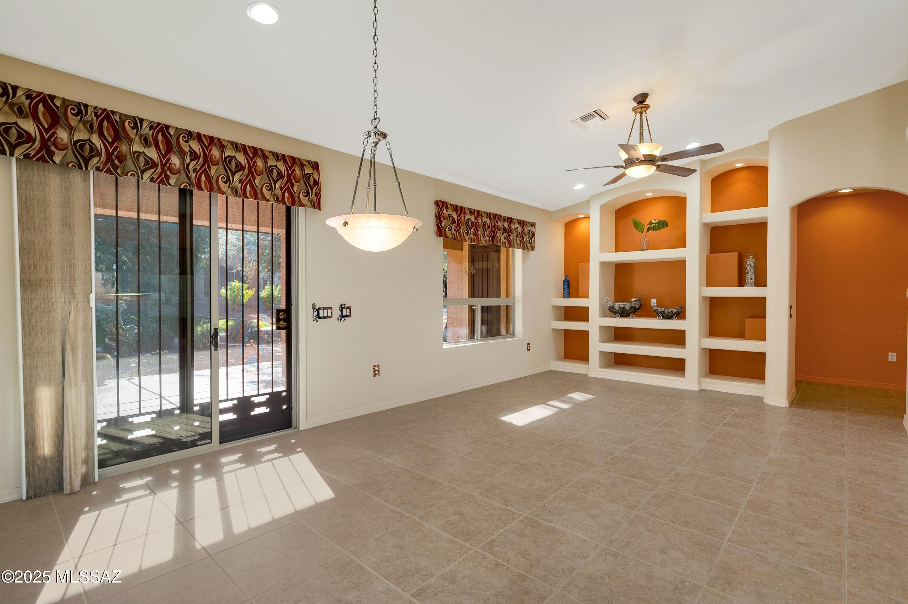 631 W Aspenwood Street