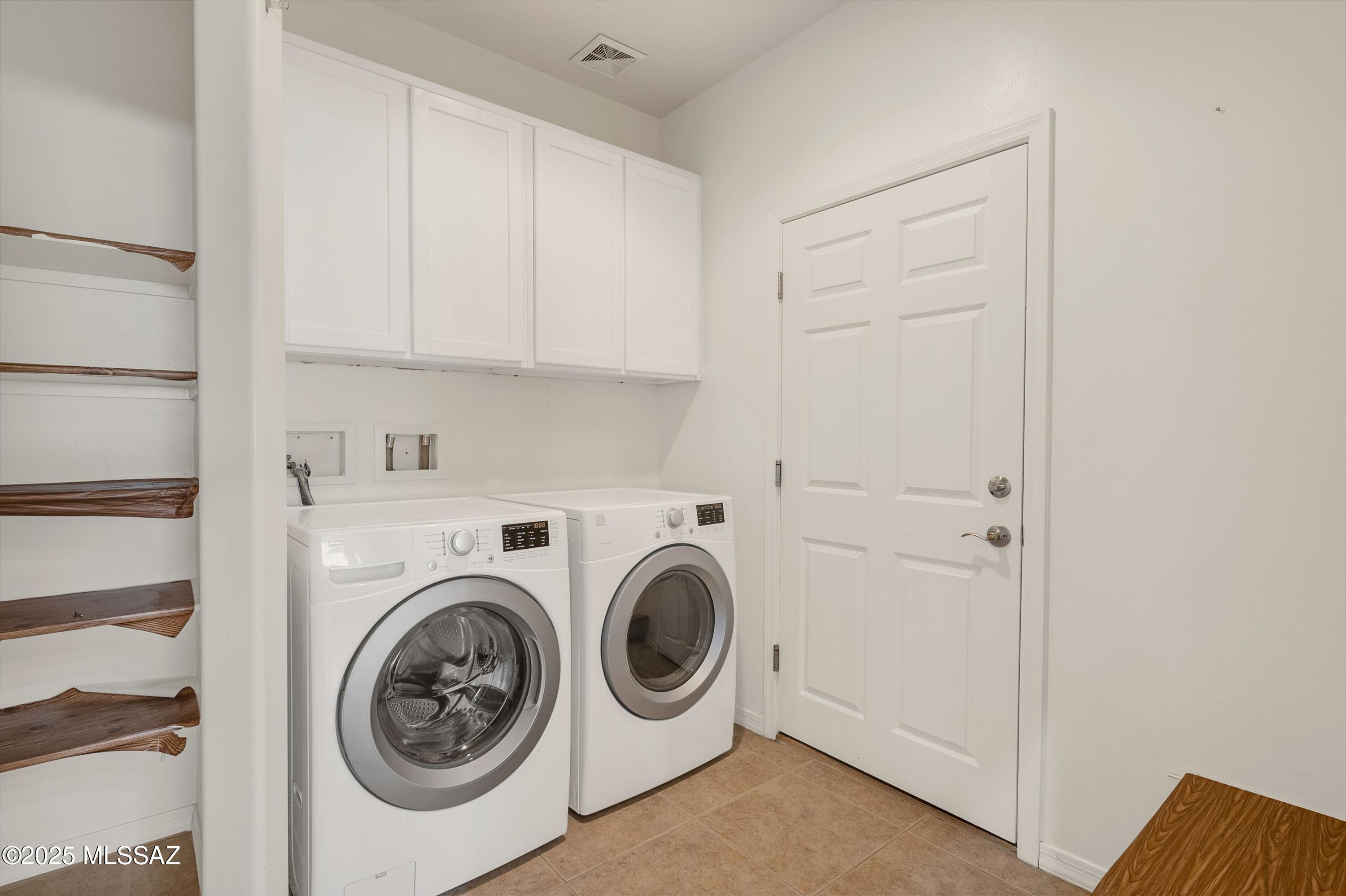 631 W Aspenwood Street