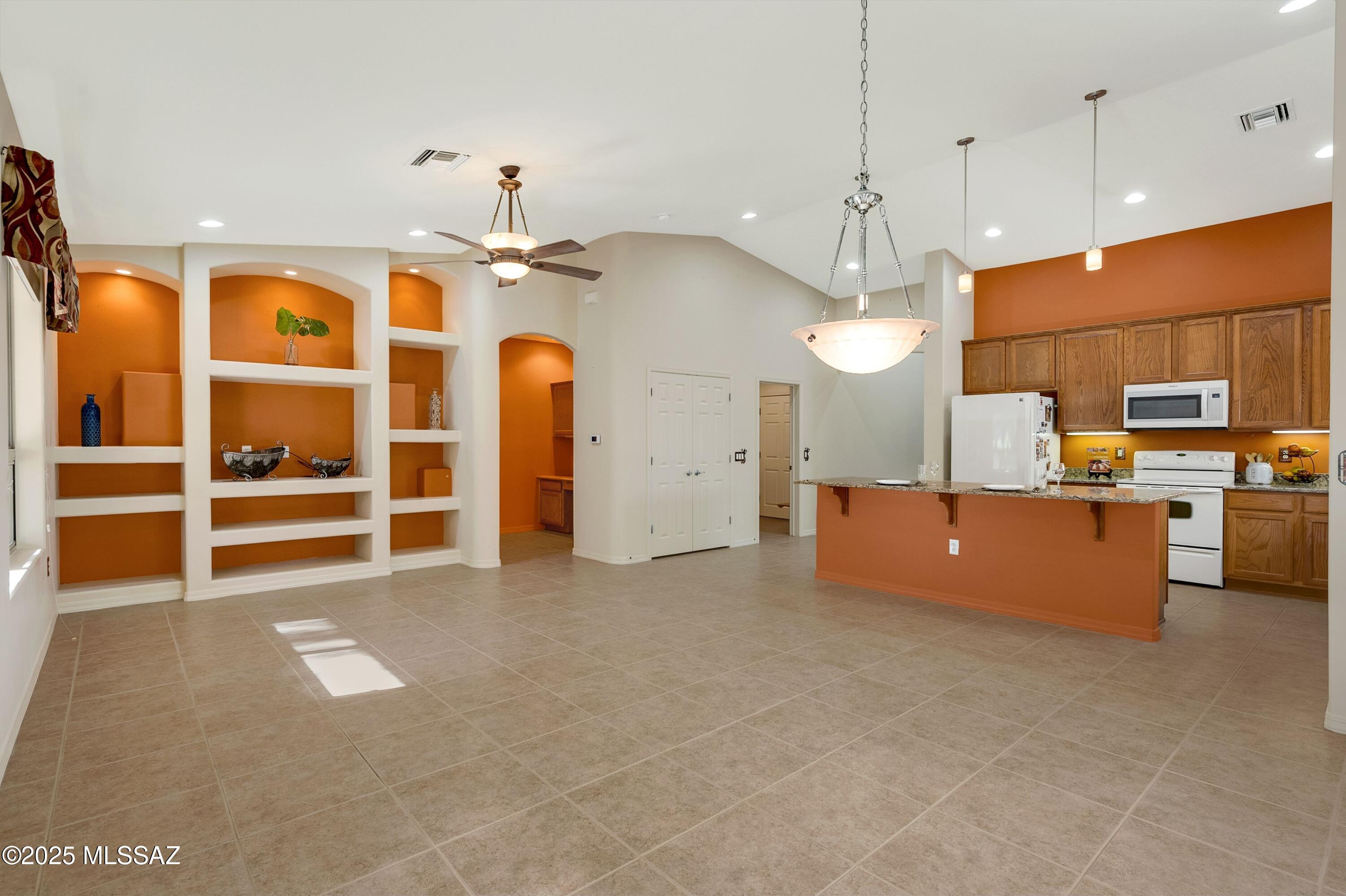 631 W Aspenwood Street