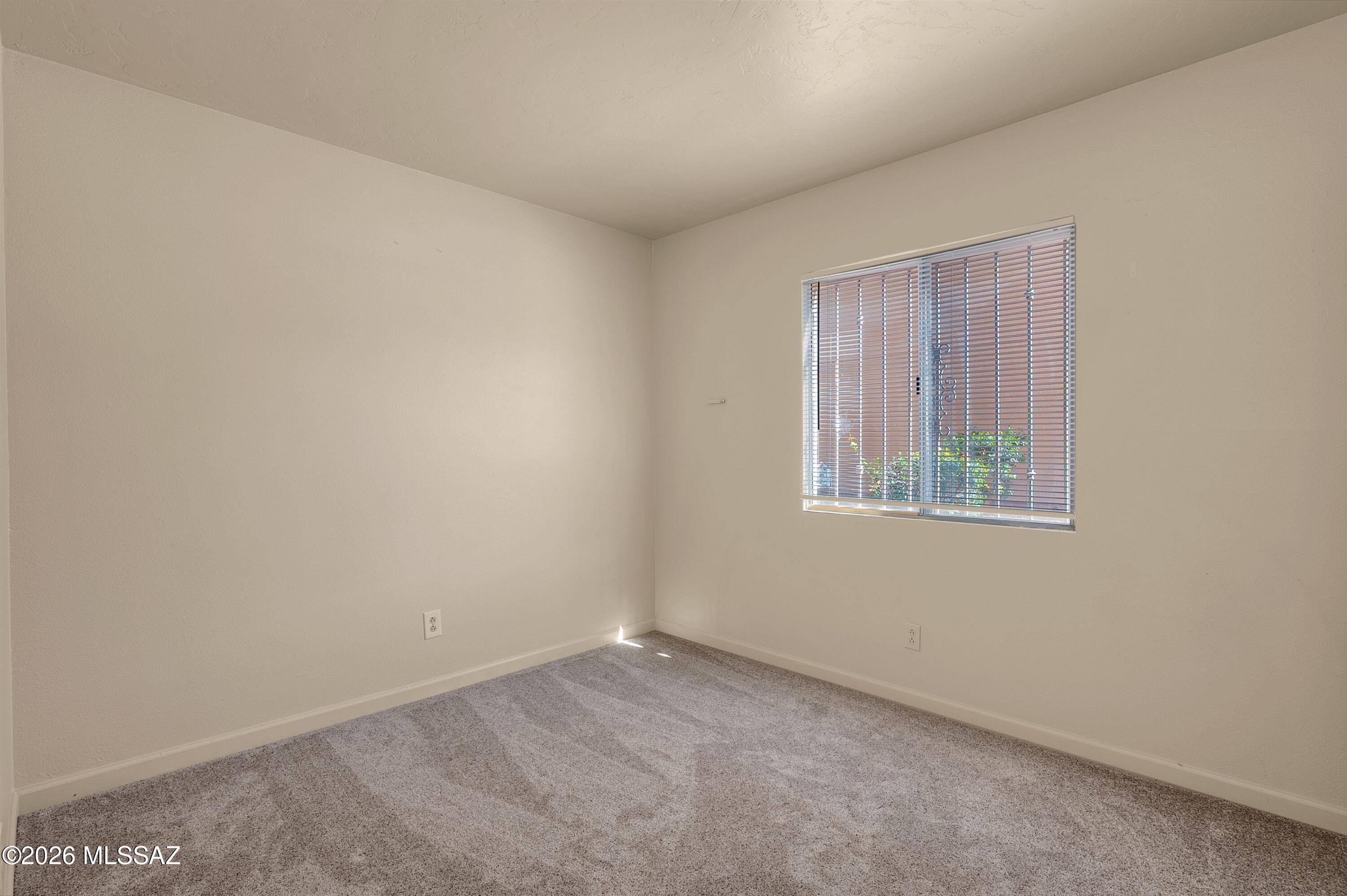 1801 E Blacklidge Drive 108