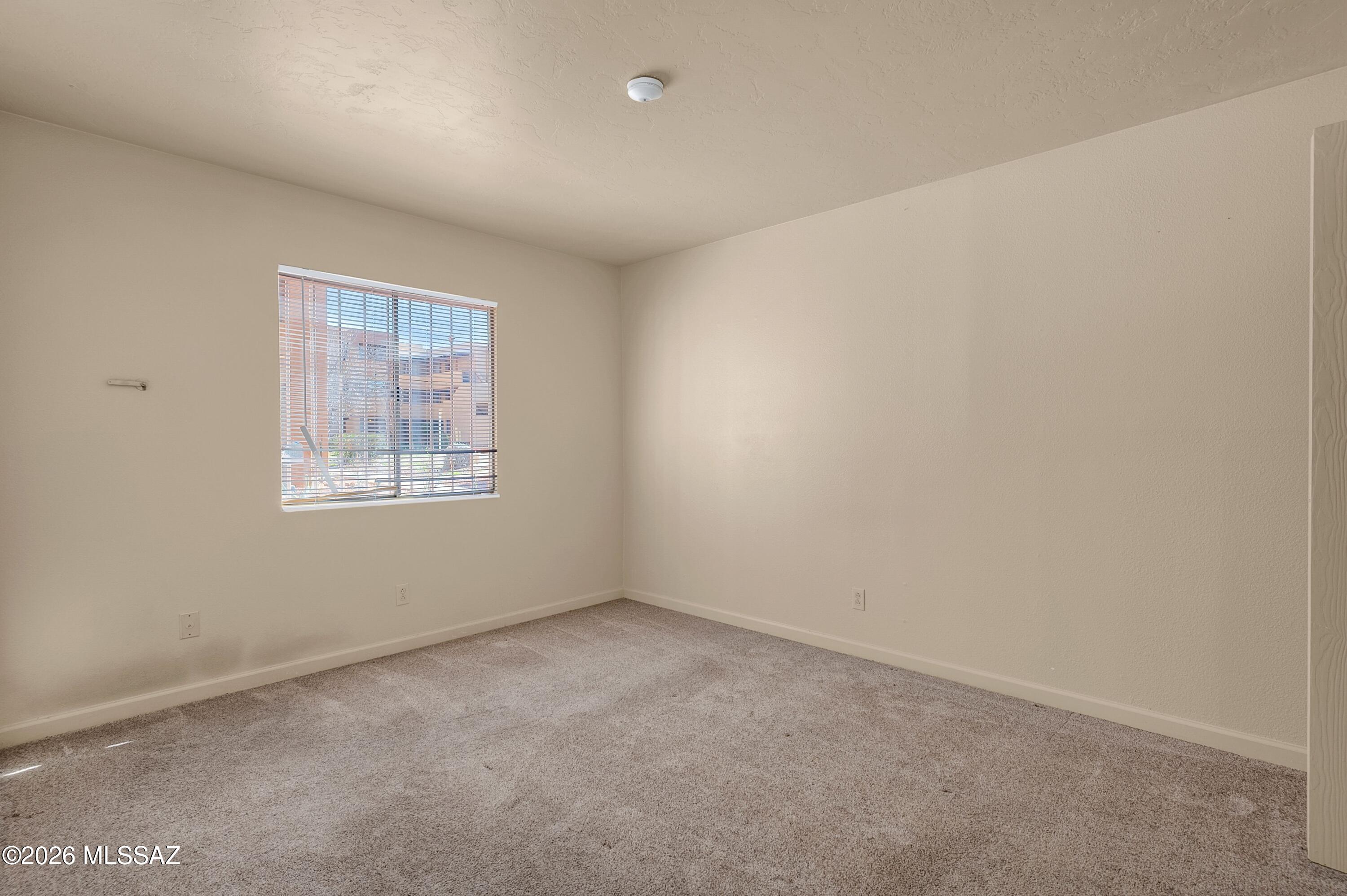 1801 E Blacklidge Drive 108