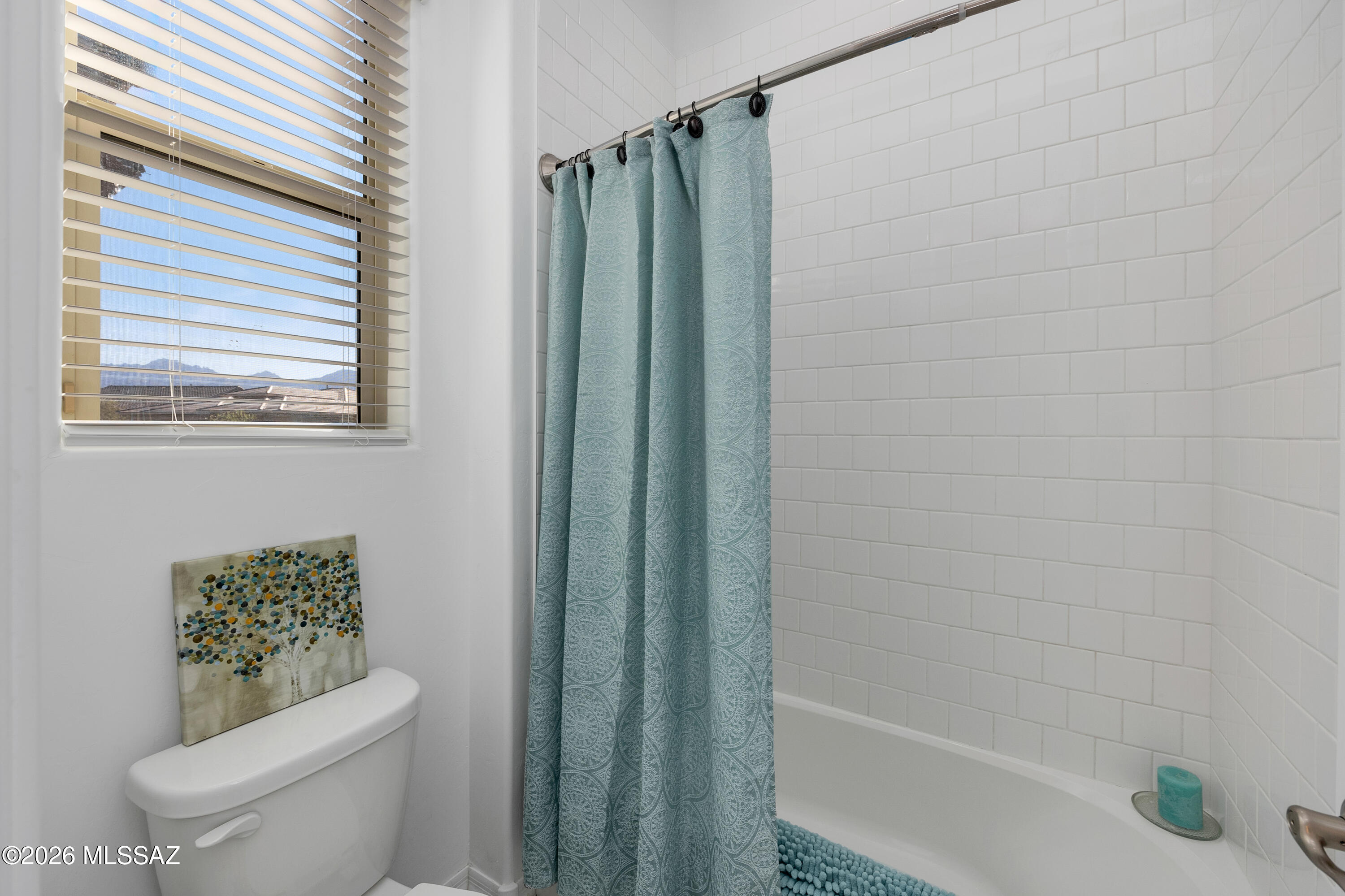 470 W Red Ribbon Lane