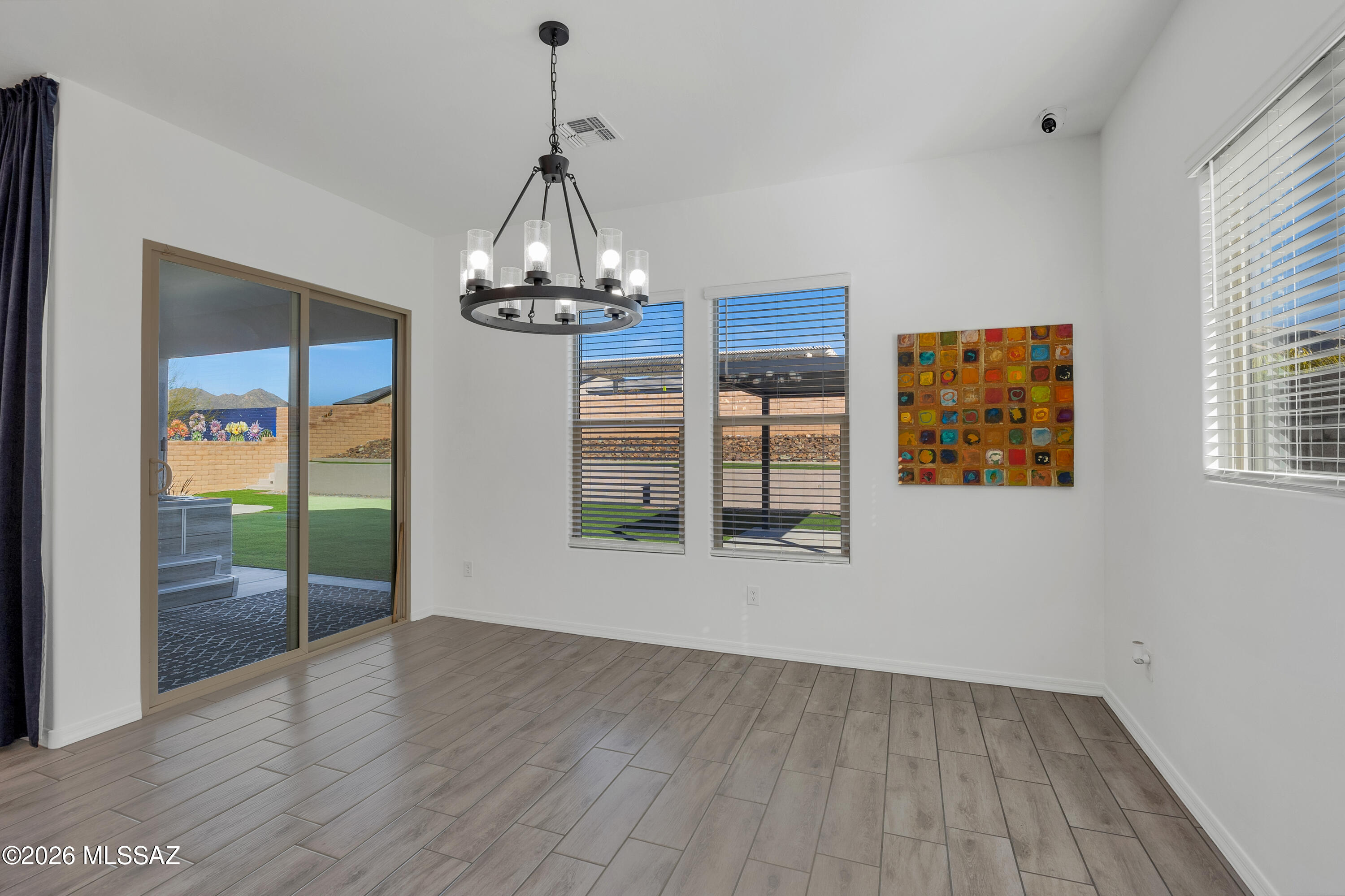 470 W Red Ribbon Lane