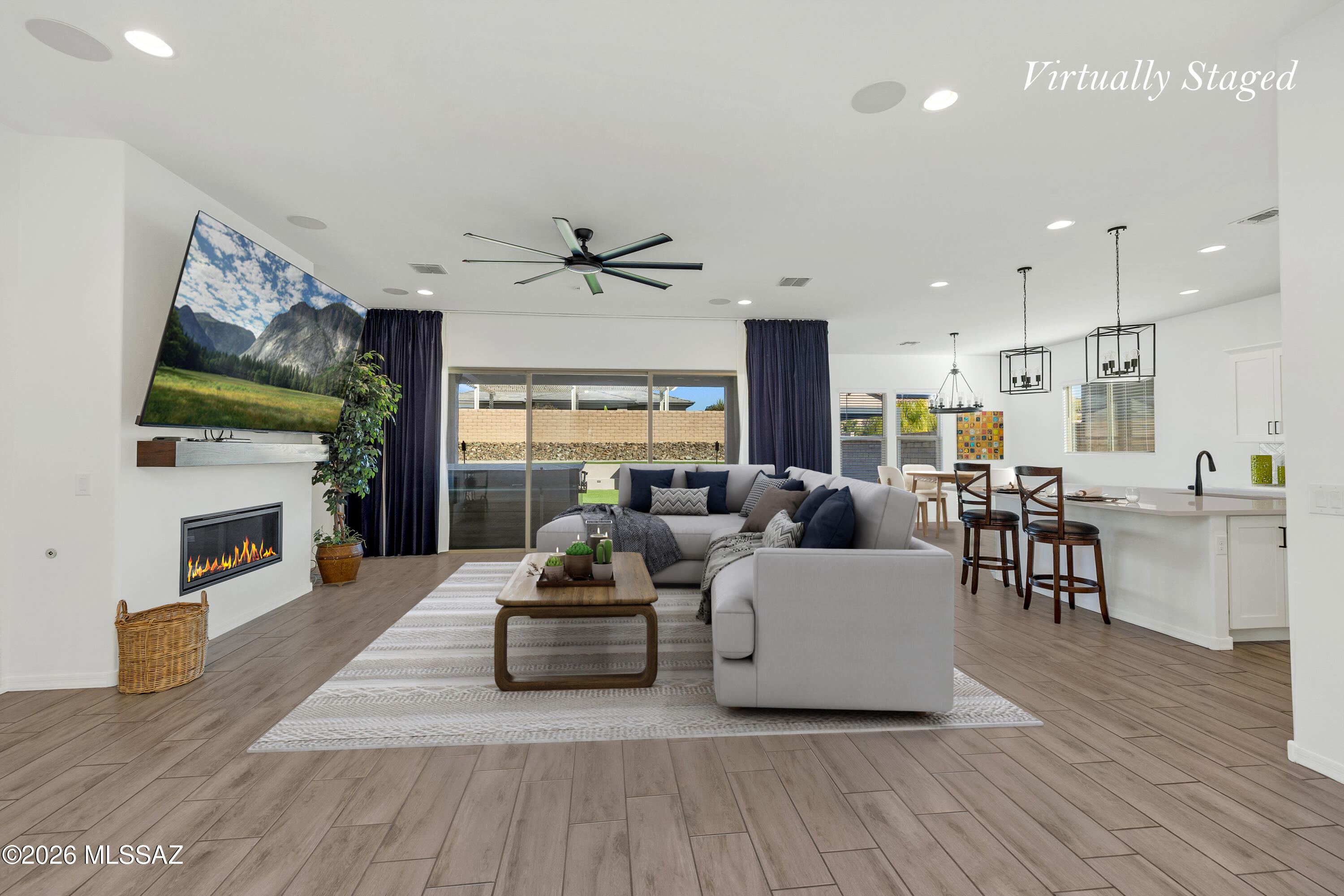 470 W Red Ribbon Lane