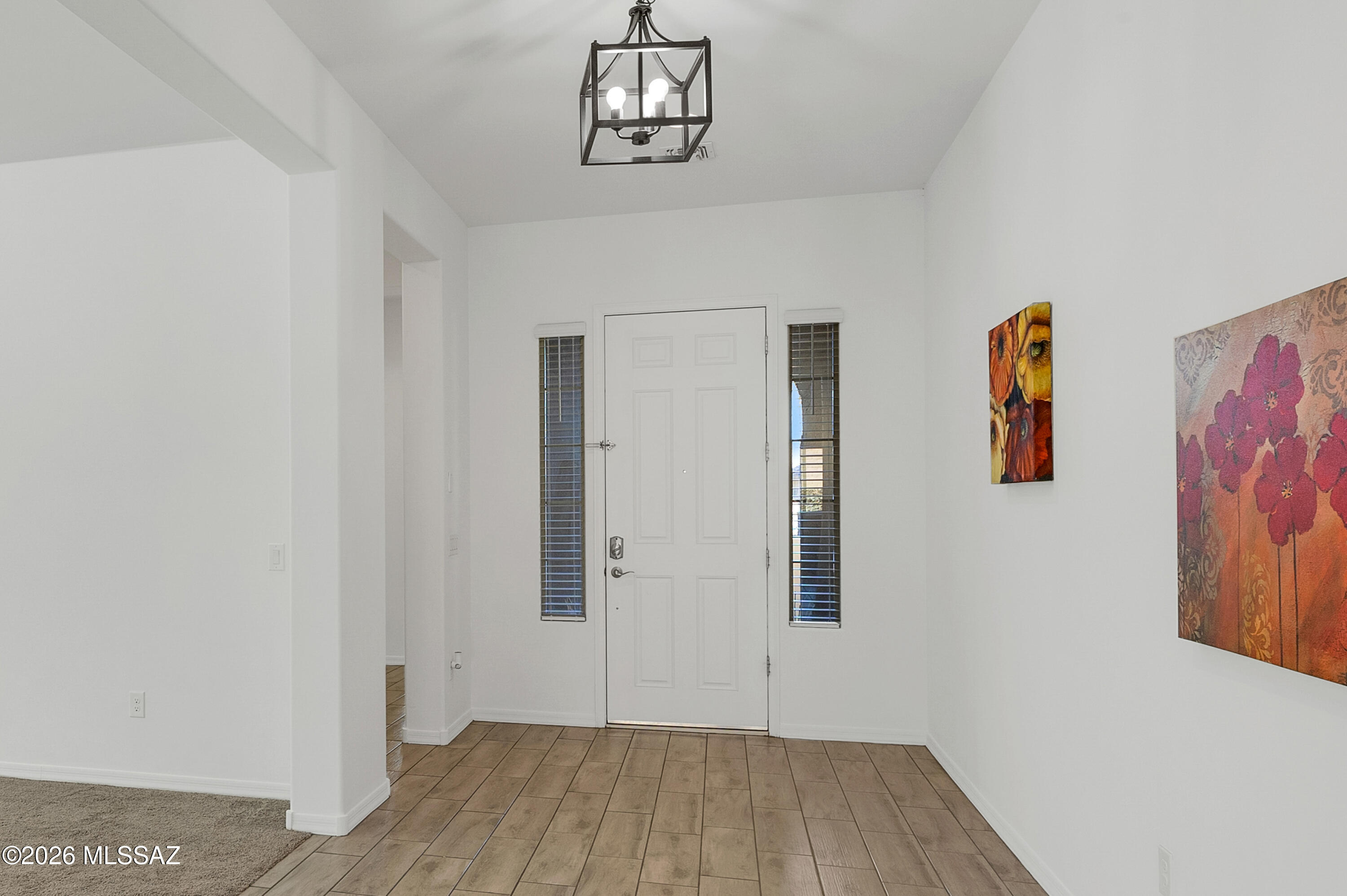 470 W Red Ribbon Lane