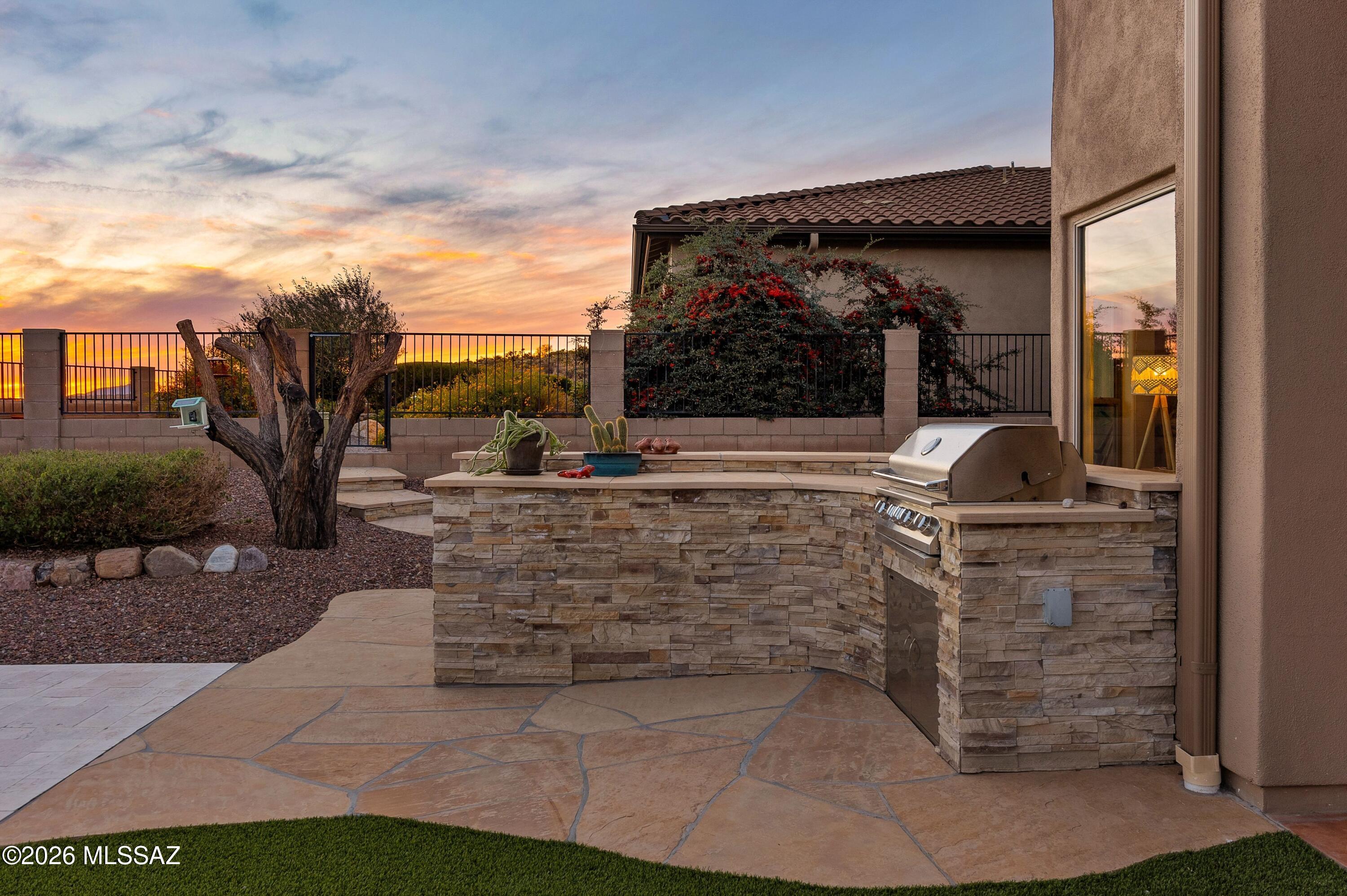 65165 E Catalina Hills