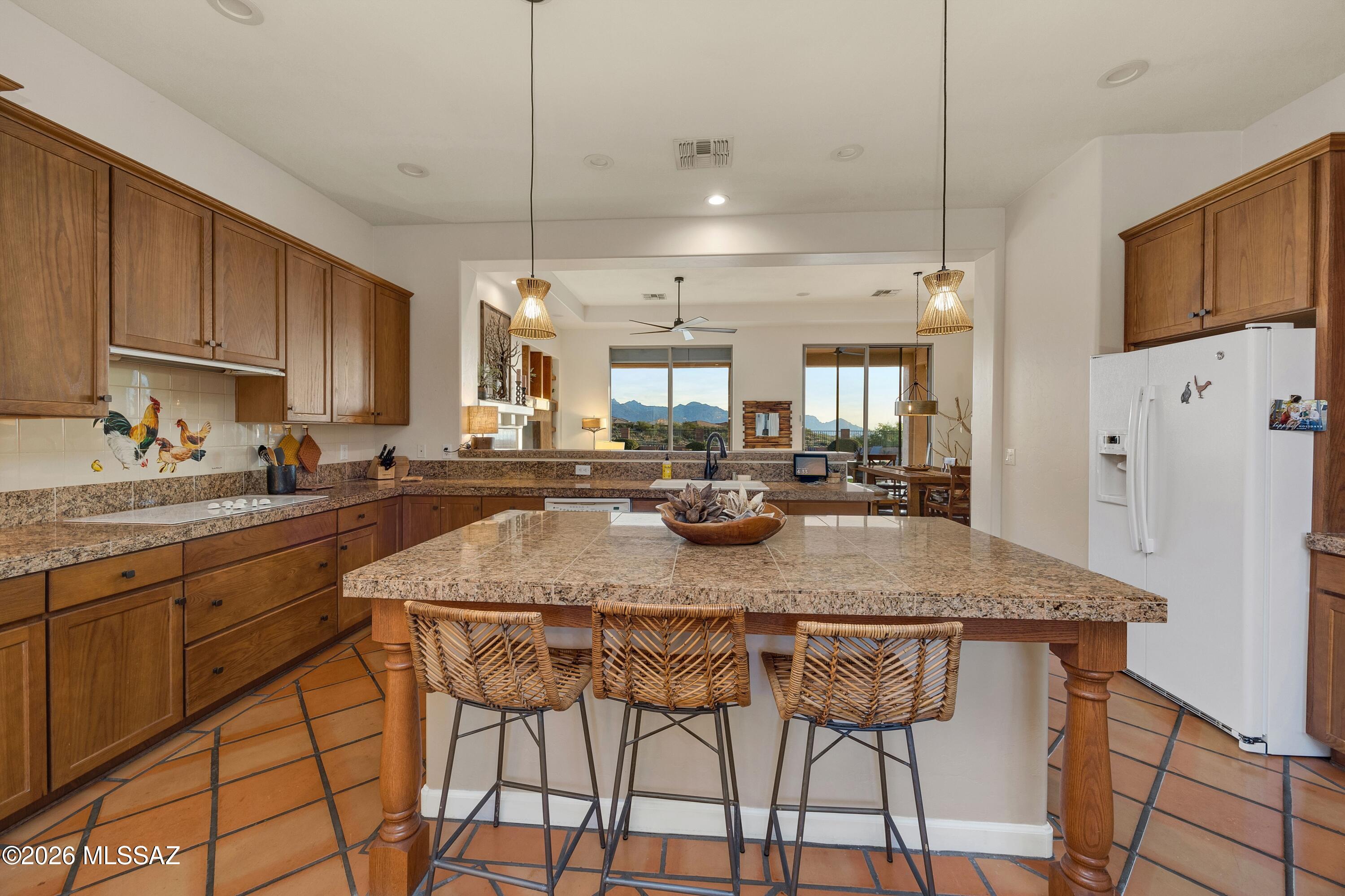 65165 E Catalina Hills