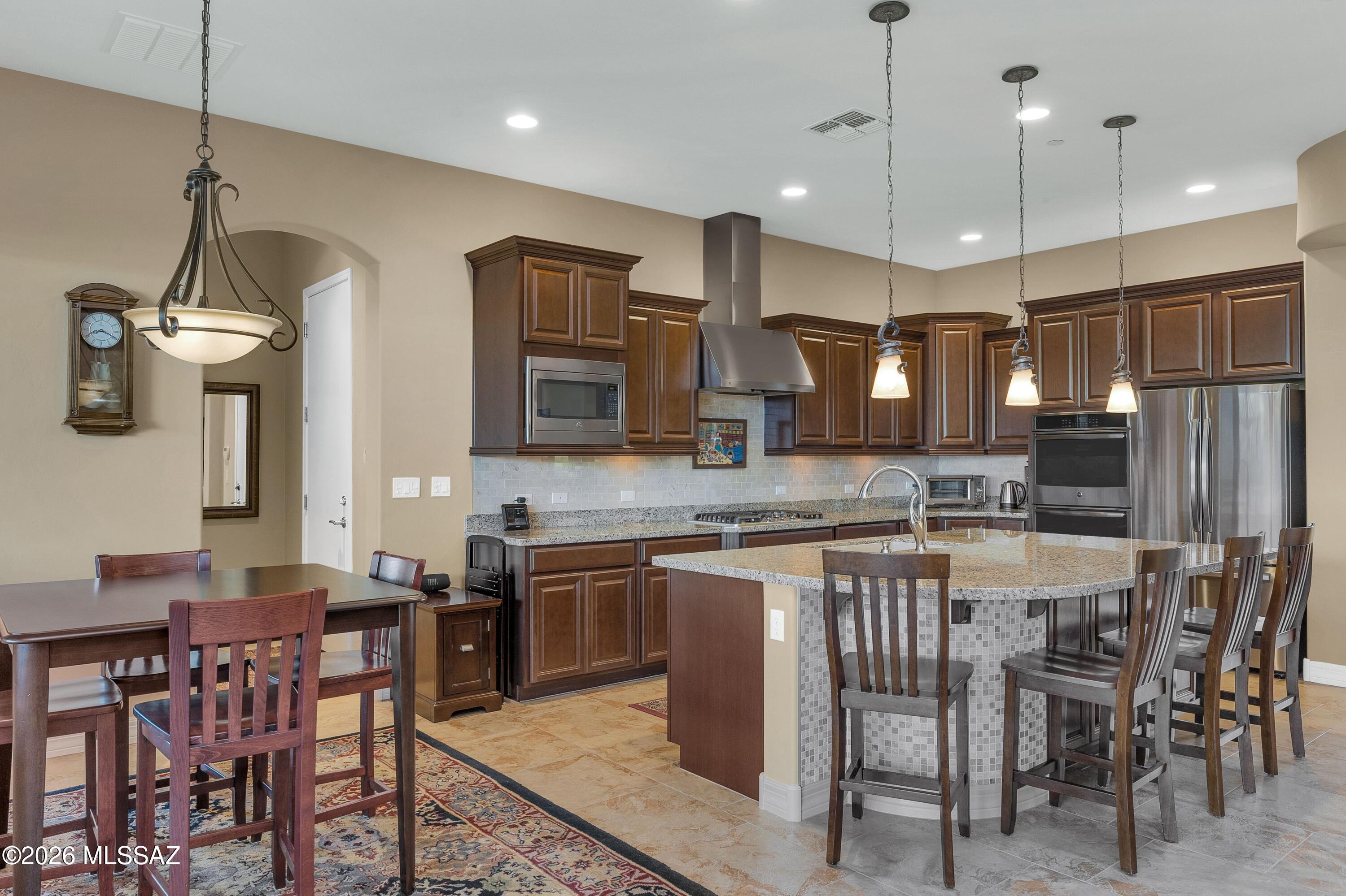 12505 N Faraway Wash Trail