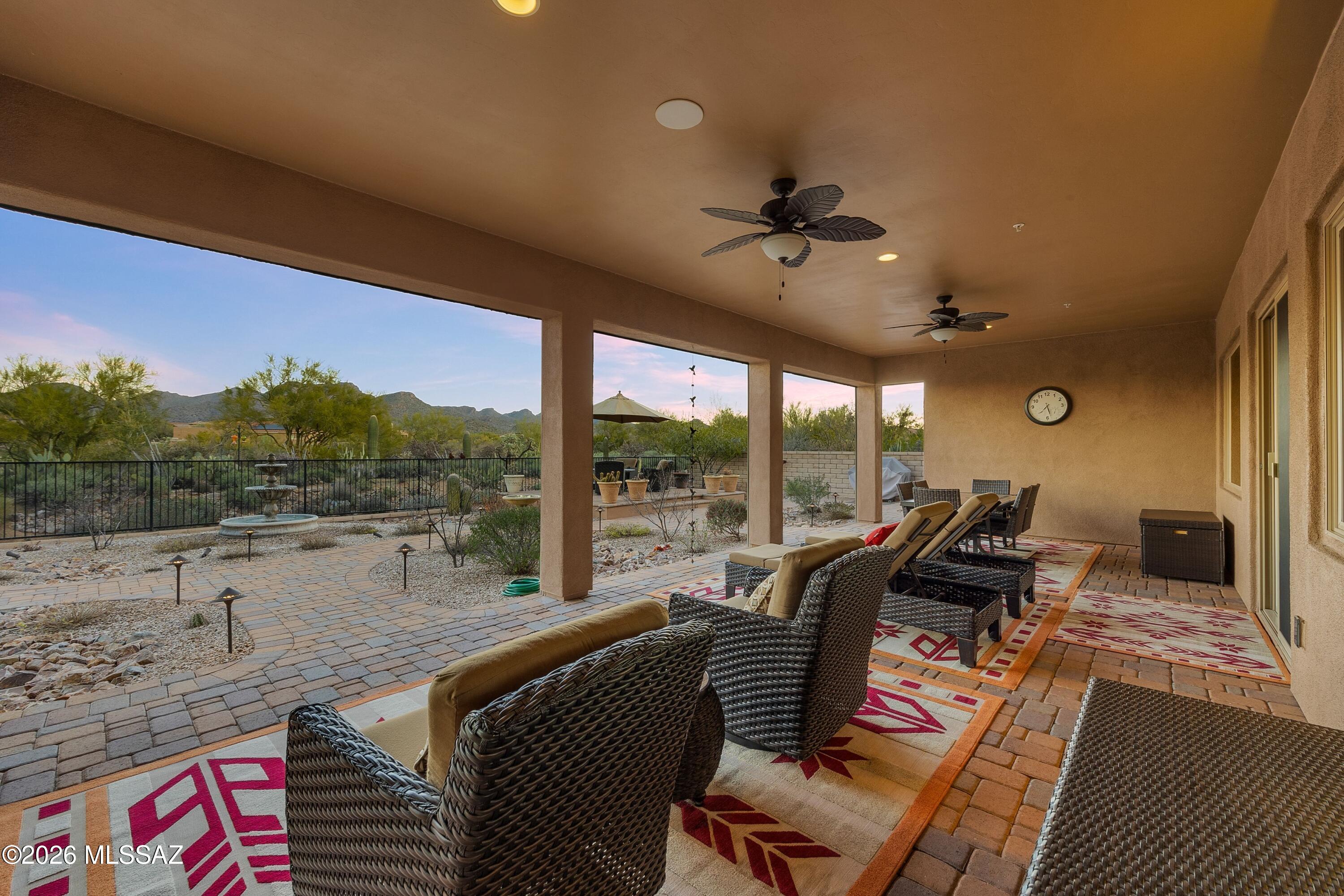 12505 N Faraway Wash Trail