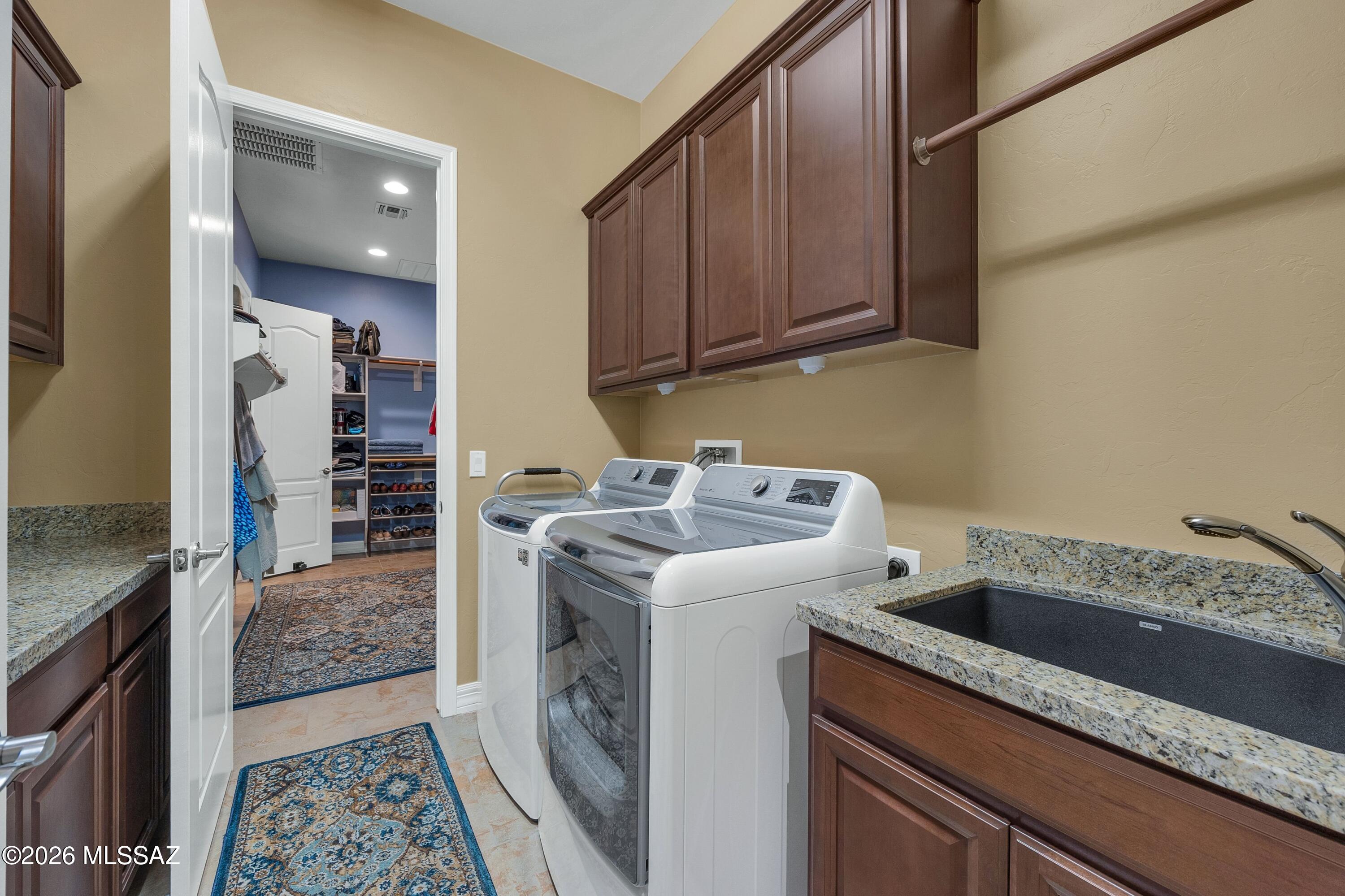 12505 N Faraway Wash Trail