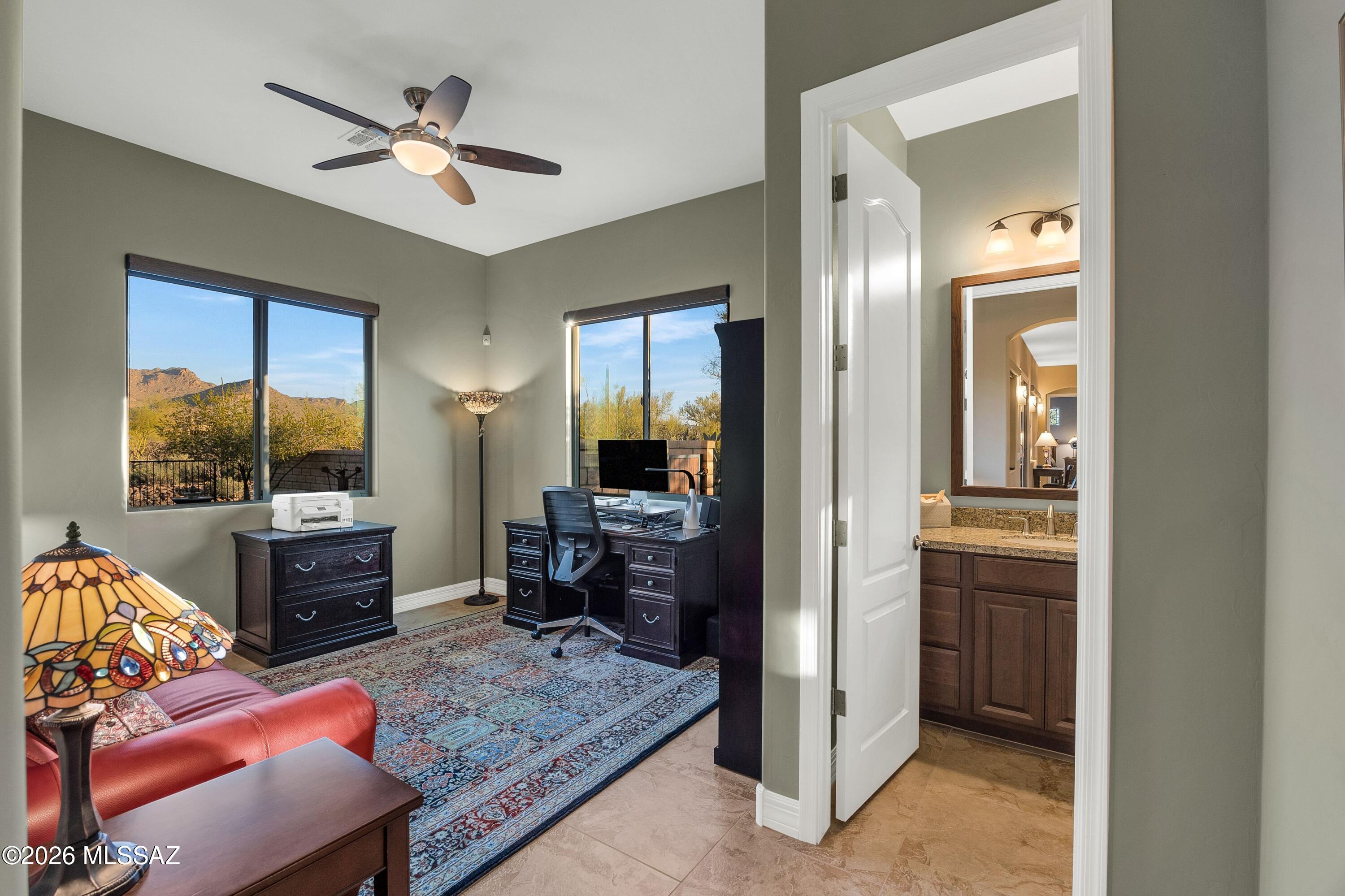 12505 N Faraway Wash Trail