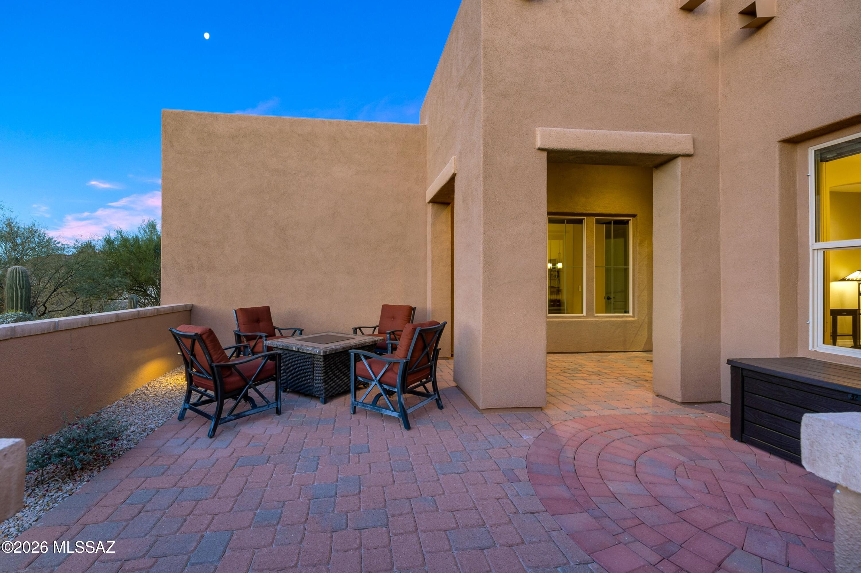 12505 N Faraway Wash Trail