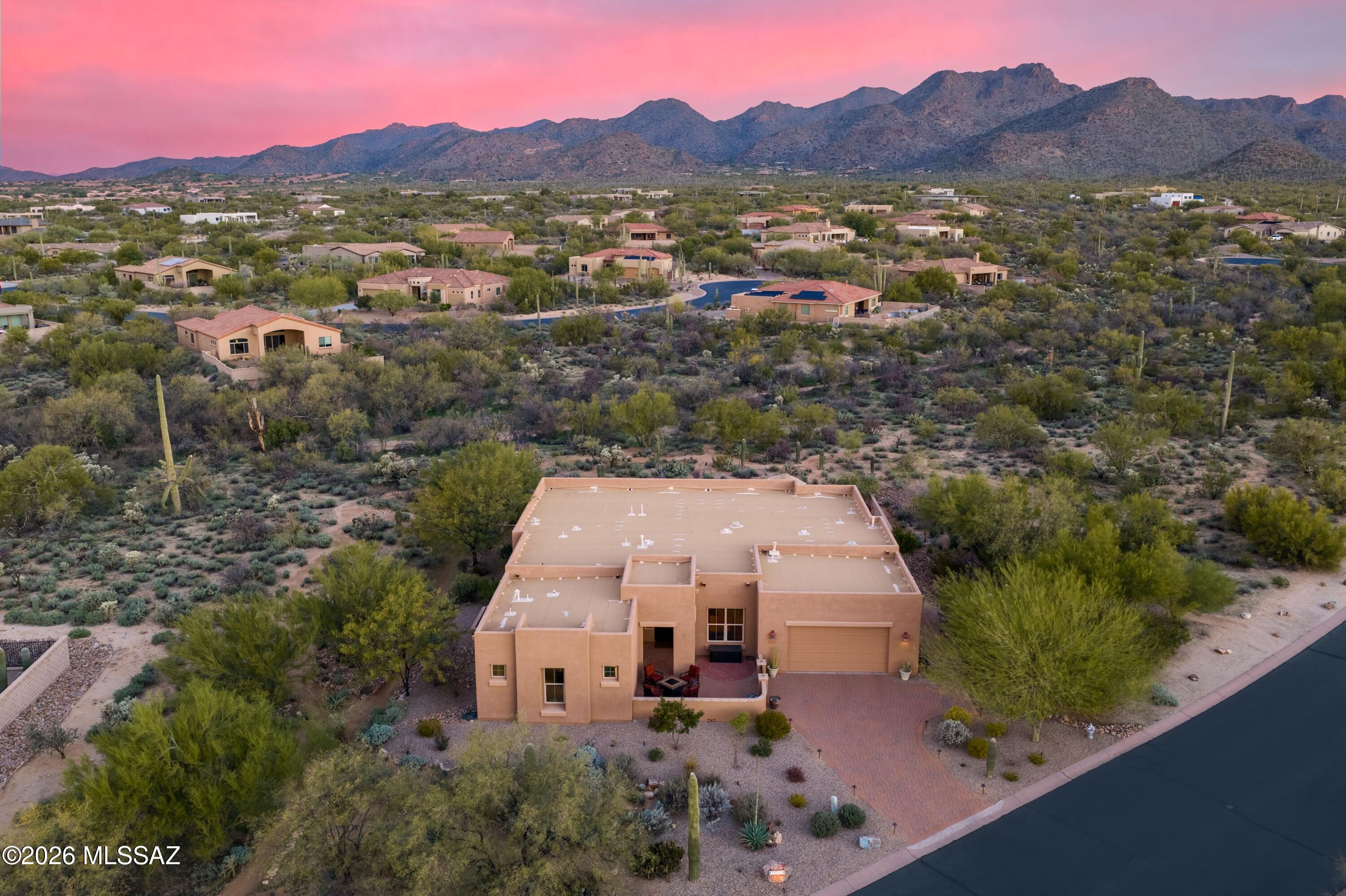 12505 N Faraway Wash Trail