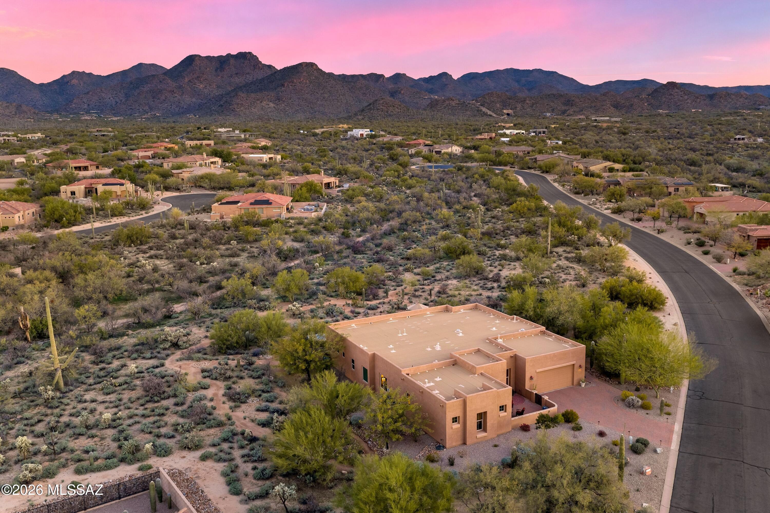 12505 N Faraway Wash Trail