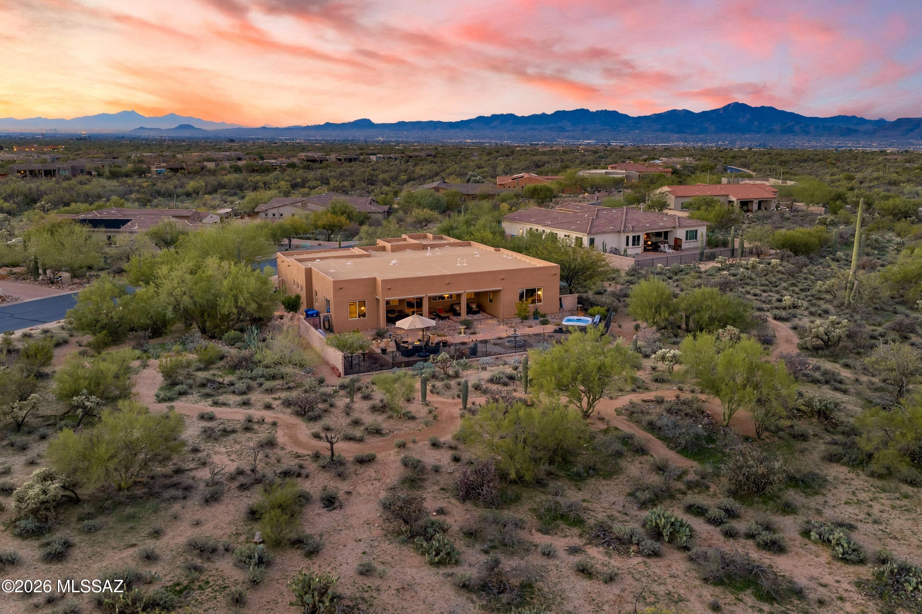 12505 N Faraway Wash Trail