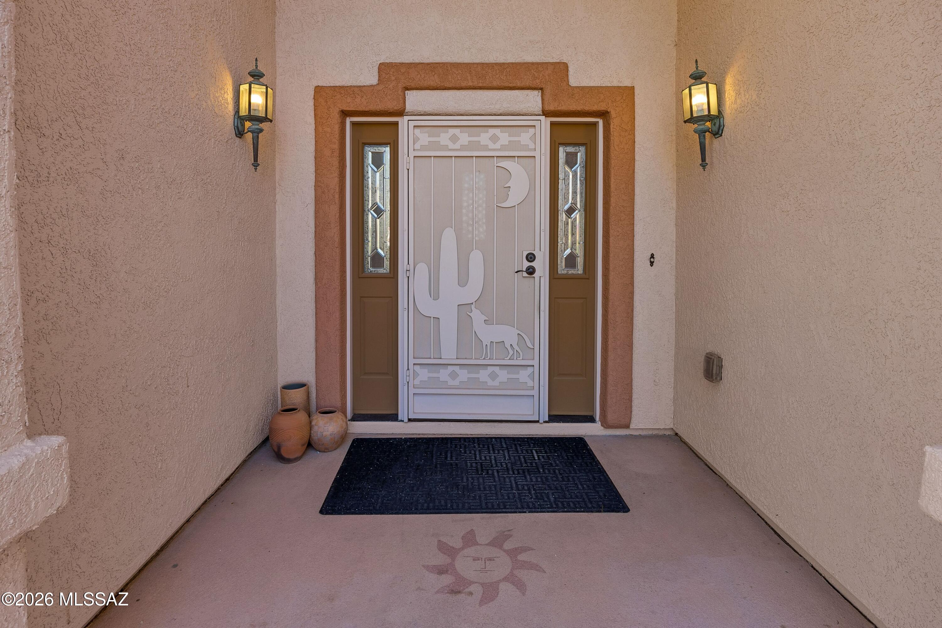 10604 N Laughing Coyote Way