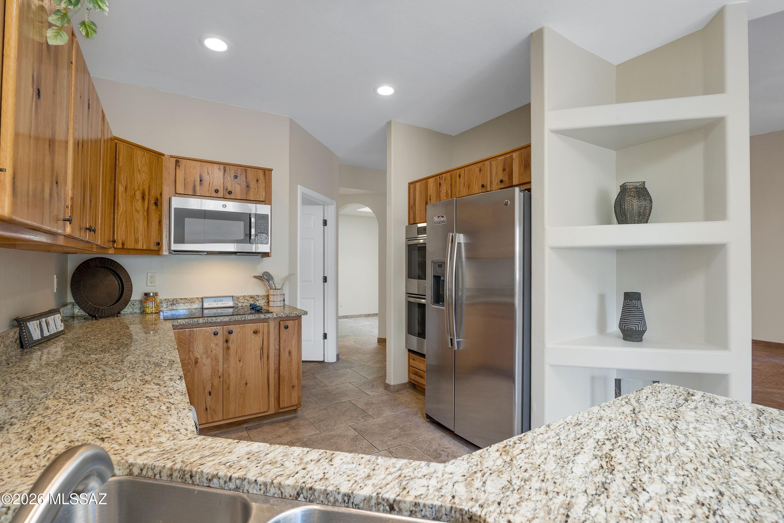 10604 N Laughing Coyote Way