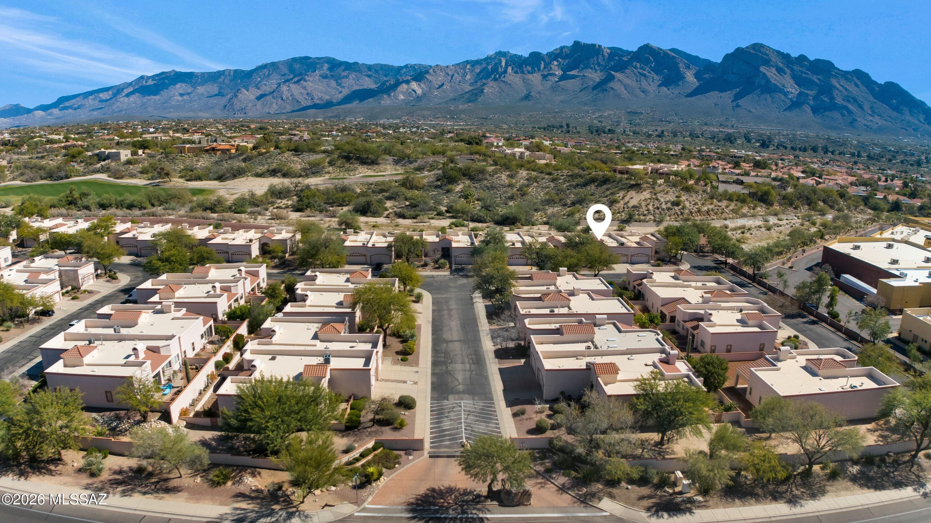 10604 N Laughing Coyote Way