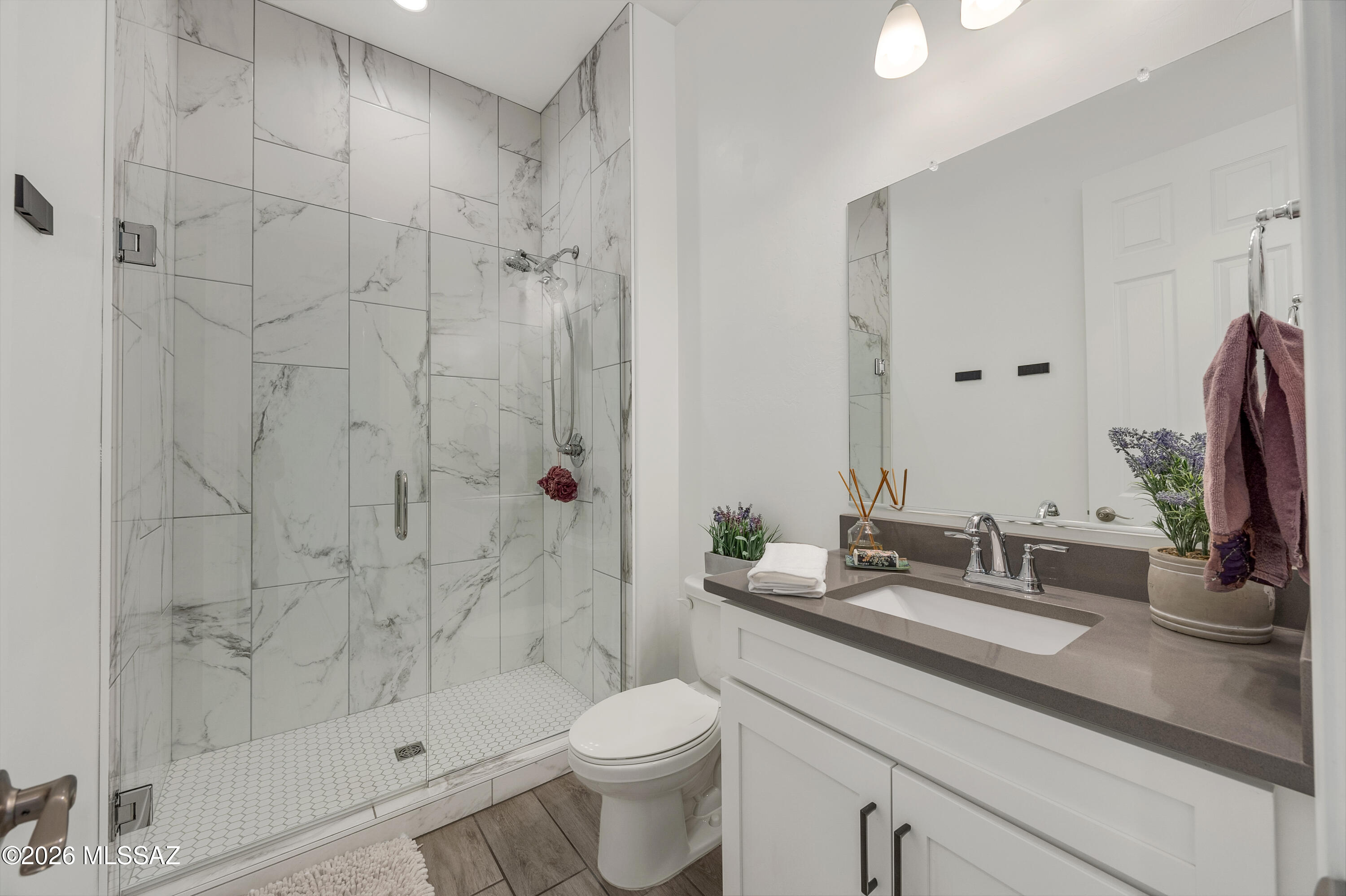 470 W Red Ribbon Lane