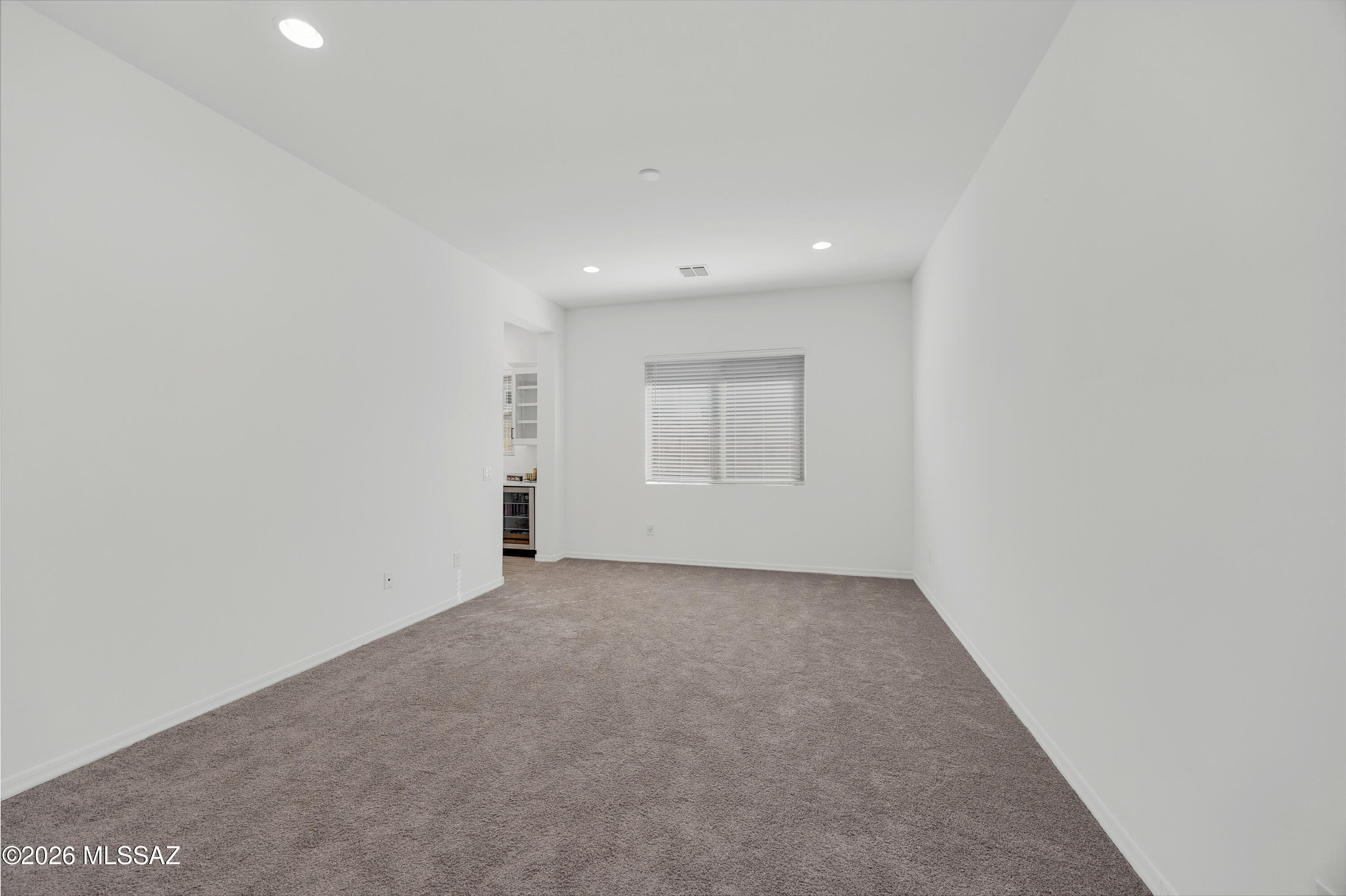 470 W Red Ribbon Lane