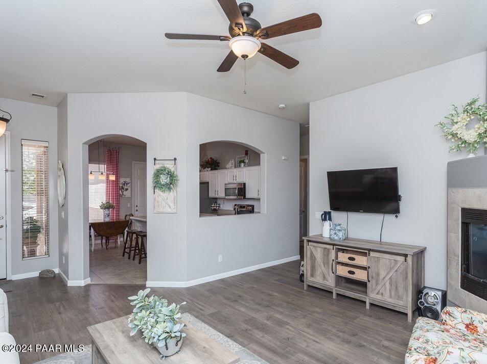 6442 E Kilkenny Place