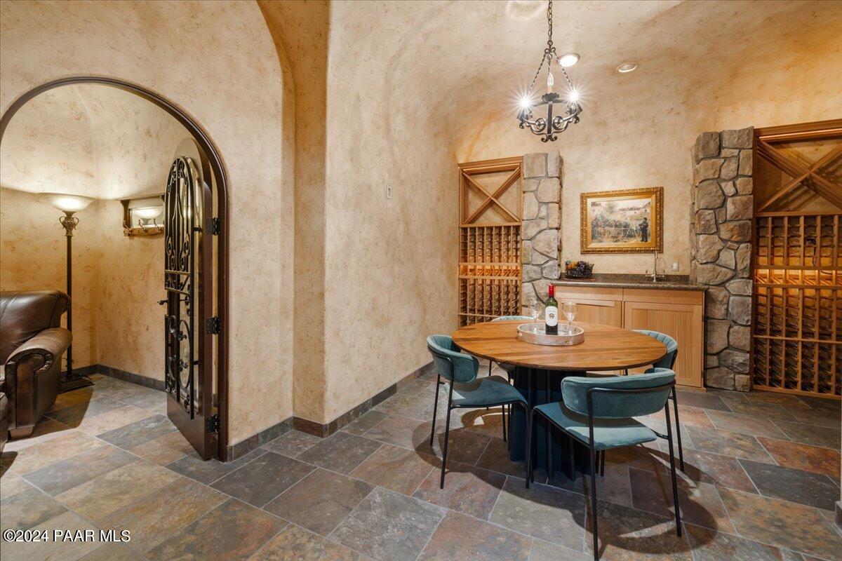 948 Winding Spruce Way