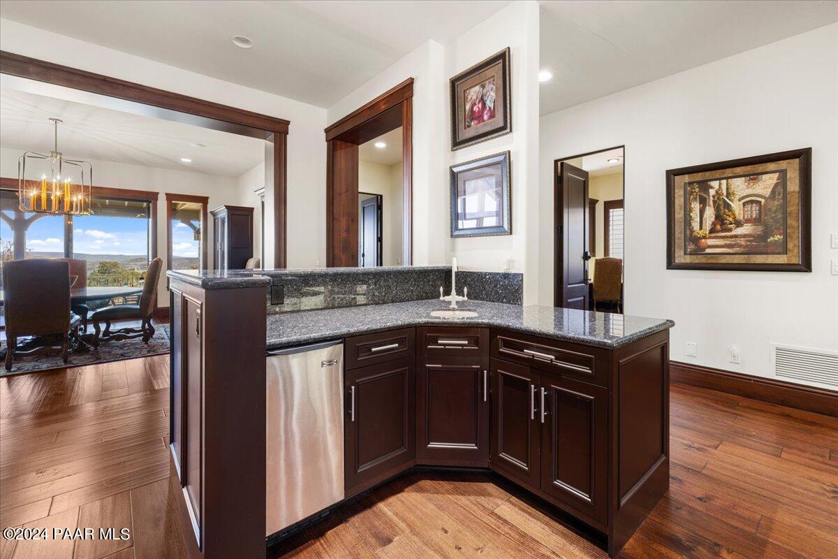 948 Winding Spruce Way