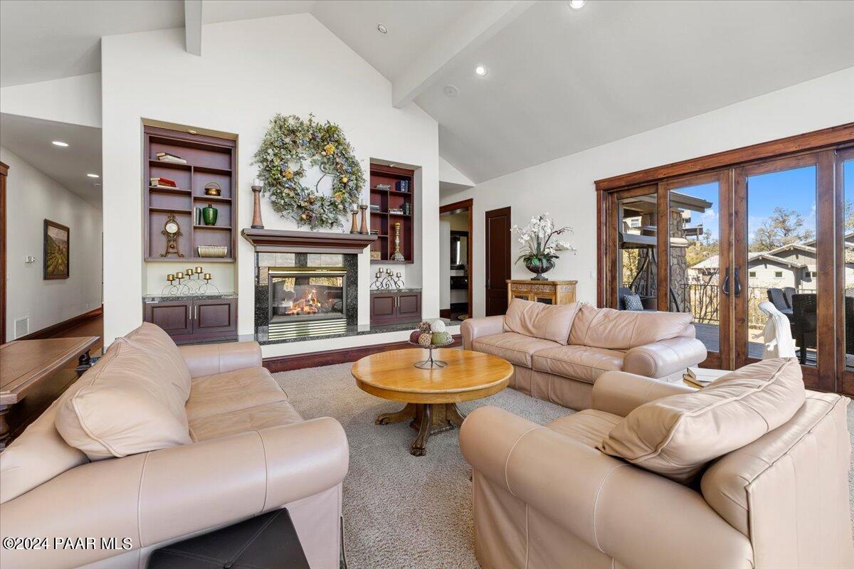 948 Winding Spruce Way