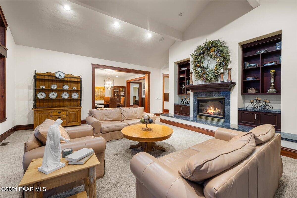 948 Winding Spruce Way