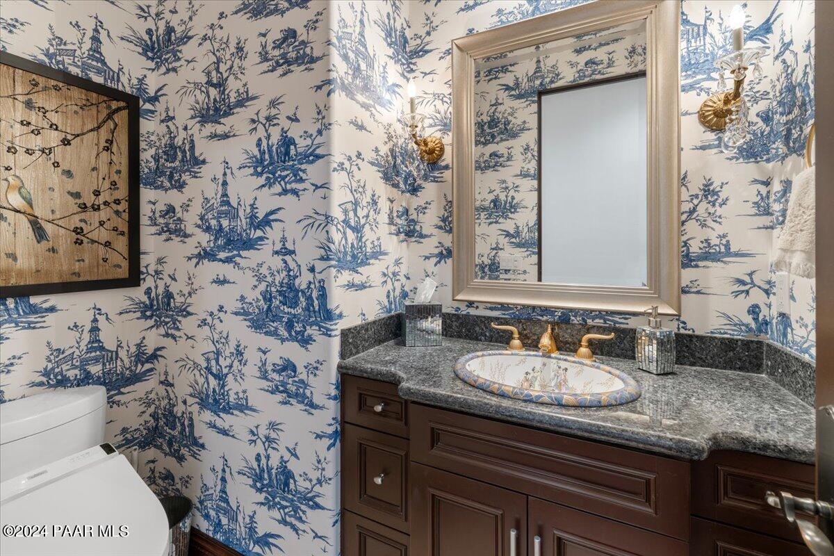 948 Winding Spruce Way