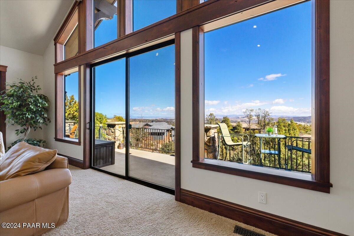 948 Winding Spruce Way