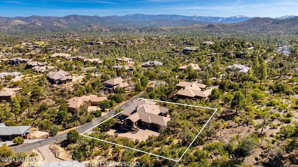 948 Winding Spruce Way