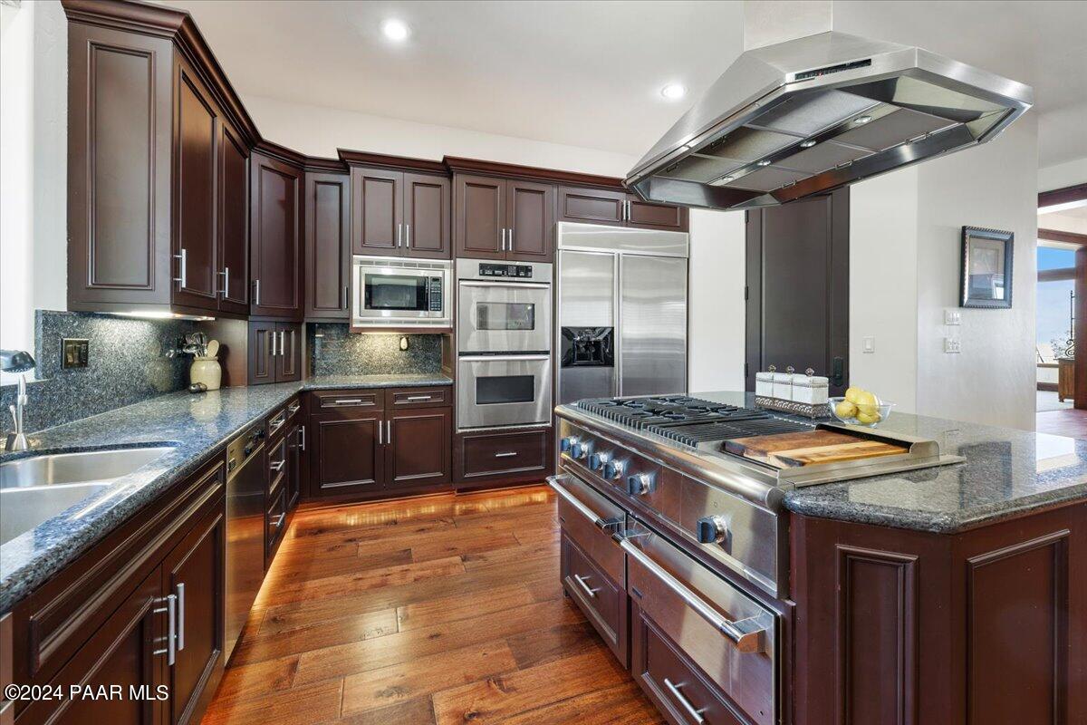 948 Winding Spruce Way