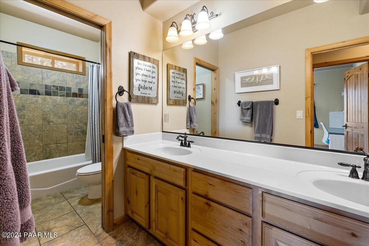 838 Mavrick Mountain Trail