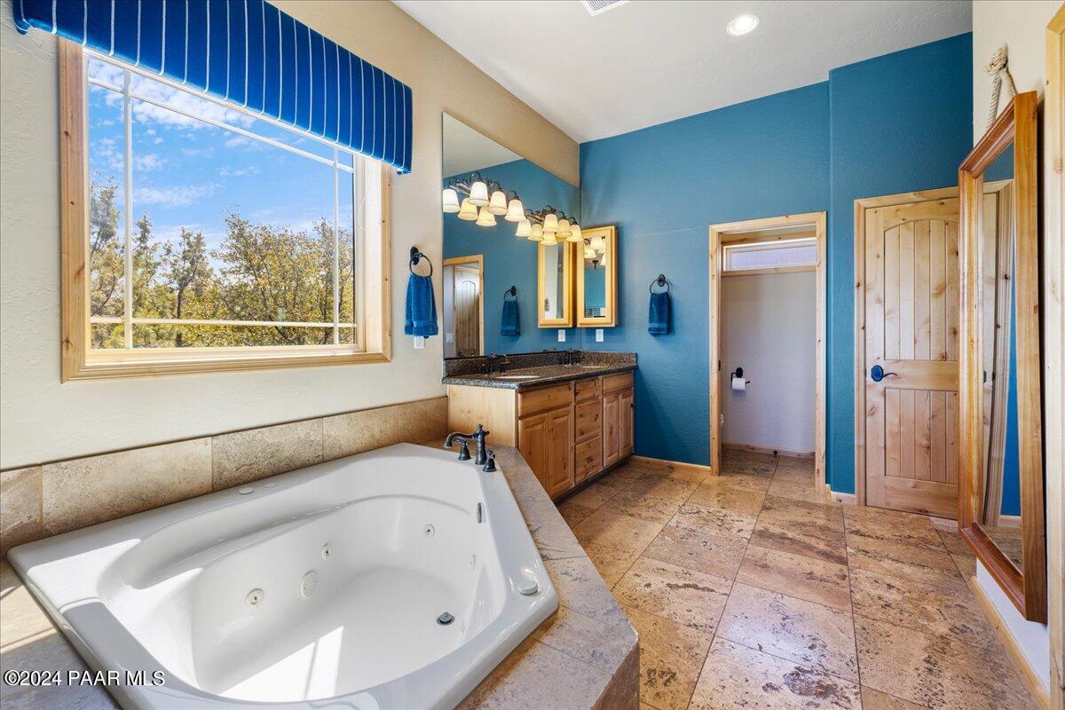 838 Mavrick Mountain Trail