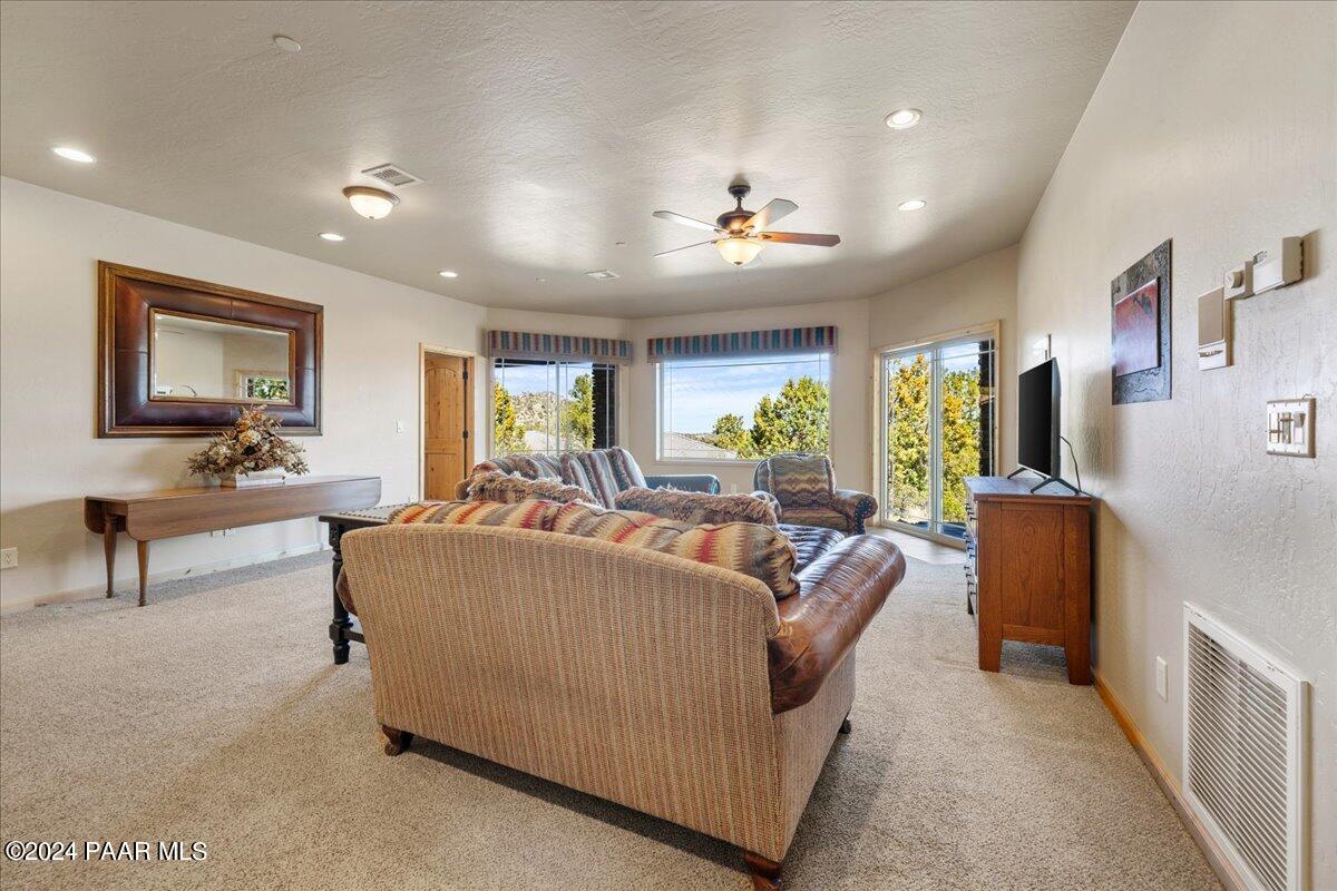 838 Mavrick Mountain Trail