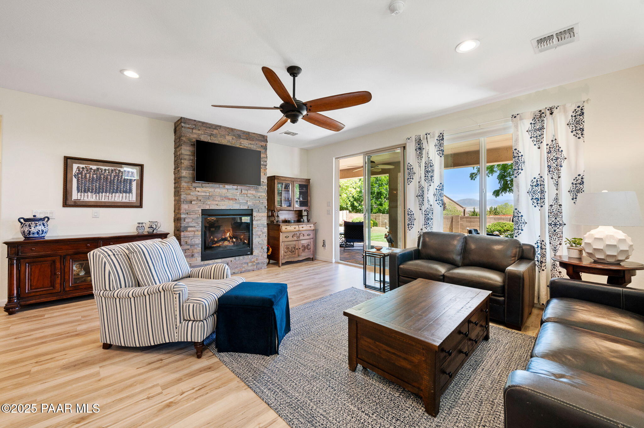 1147 N Lucky Draw Drive