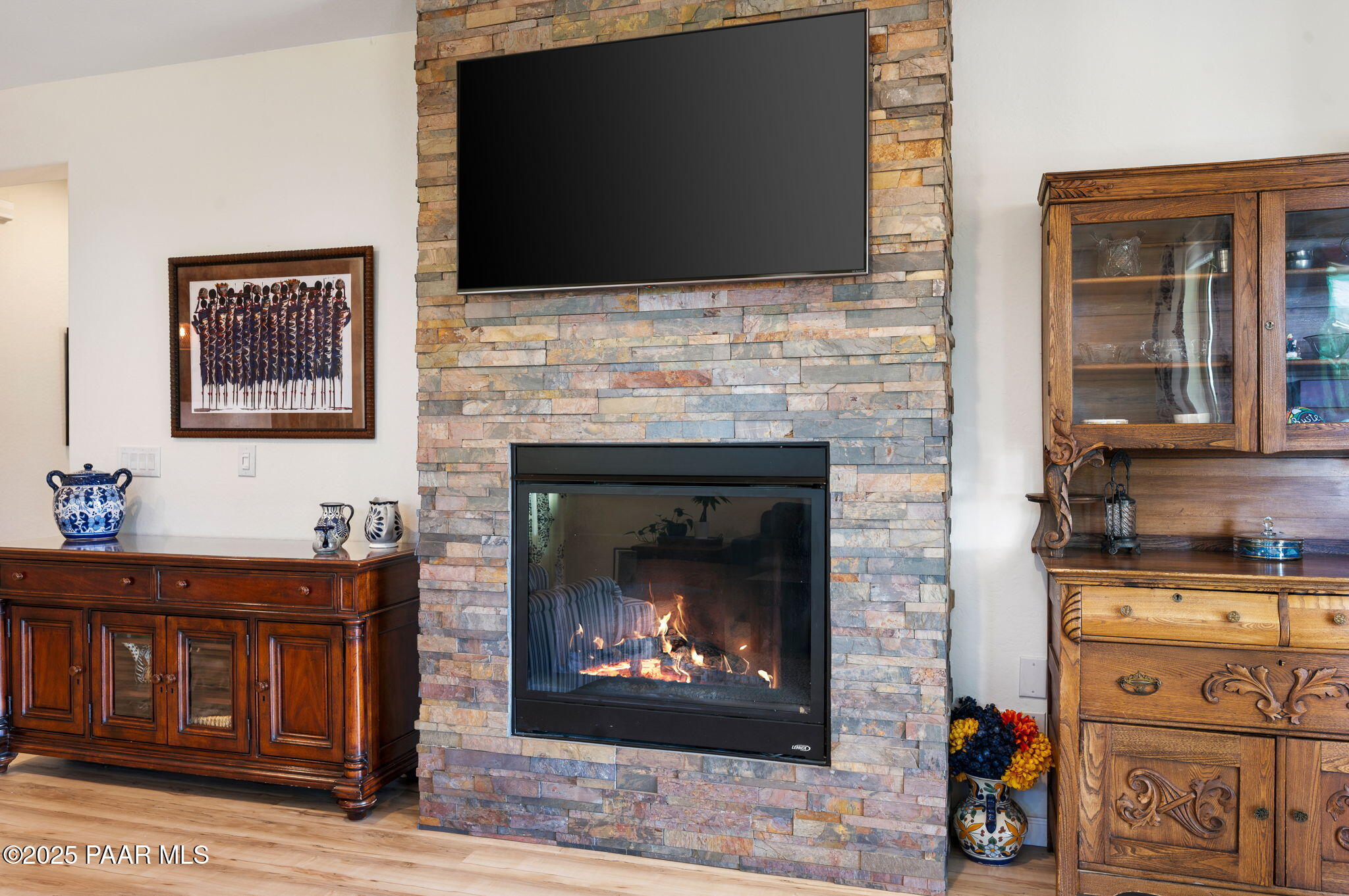 1147 N Lucky Draw Drive